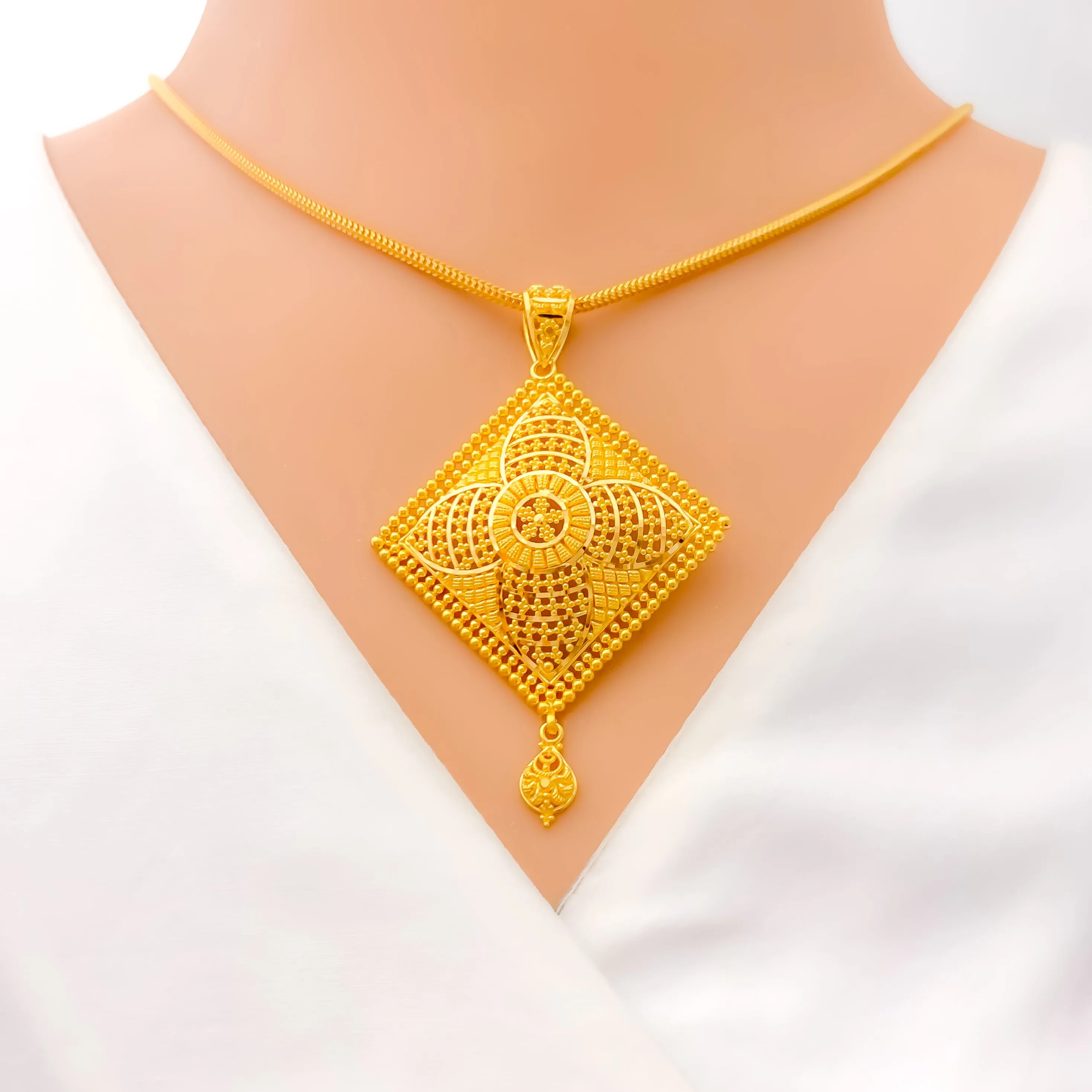 Beaded Striped Flower 22k Gold Pendant Set