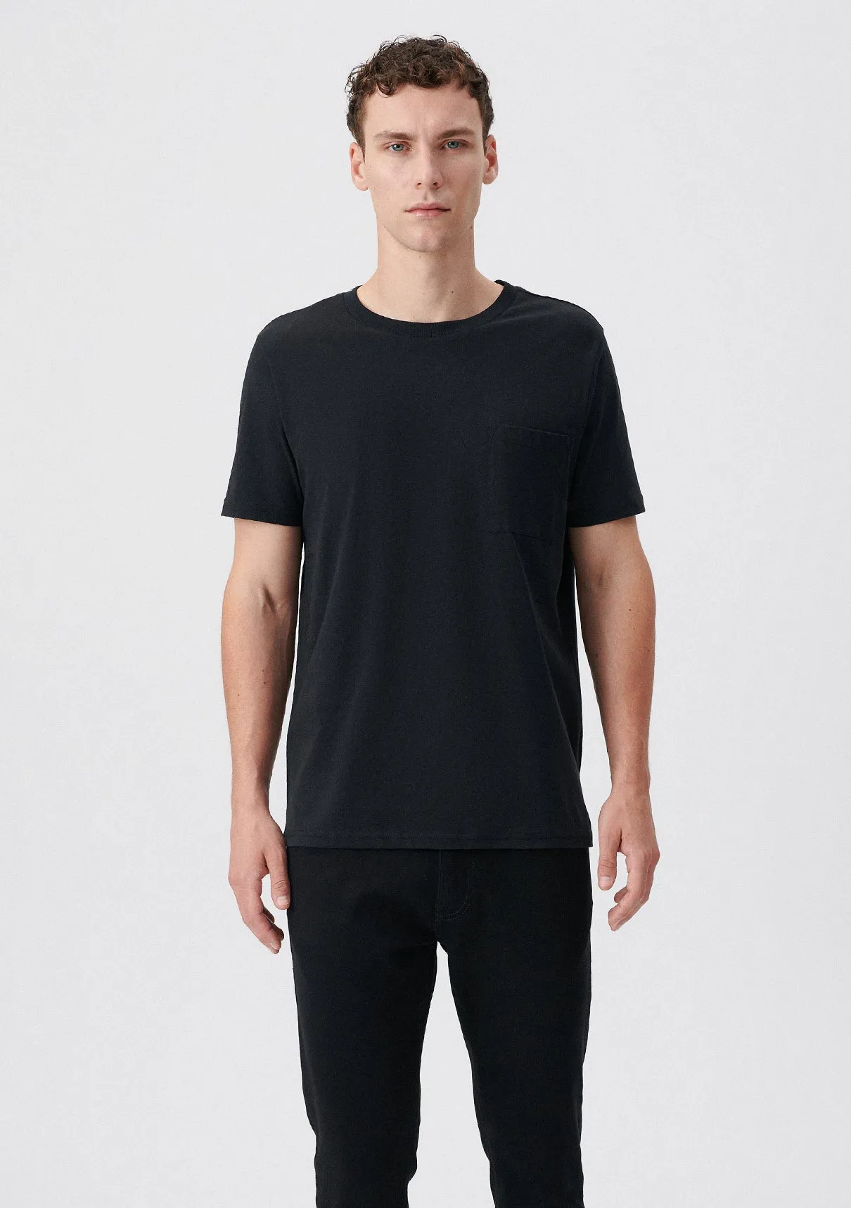 Black Basic T-Shirt