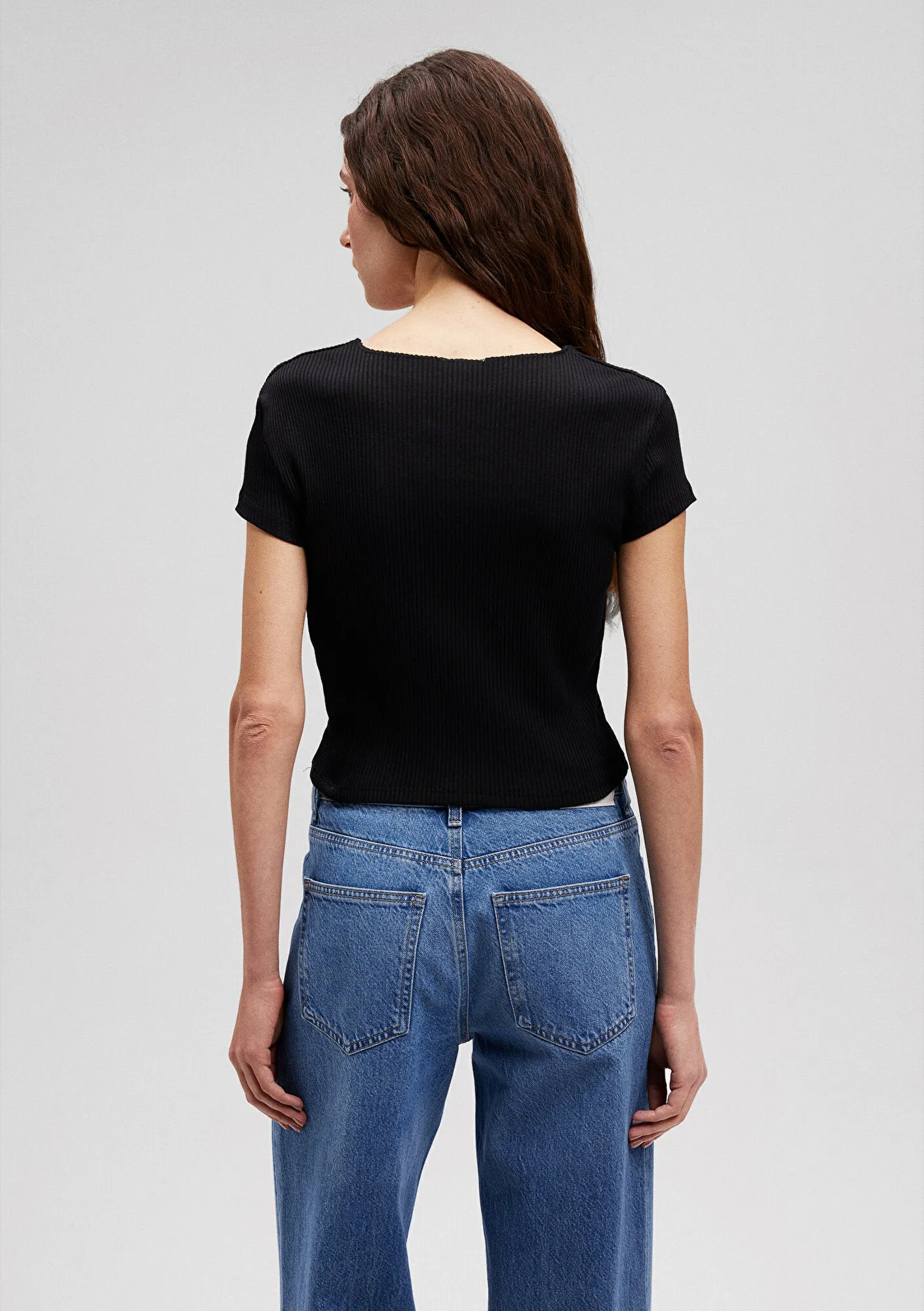 Black Crop Basic T-Shirt