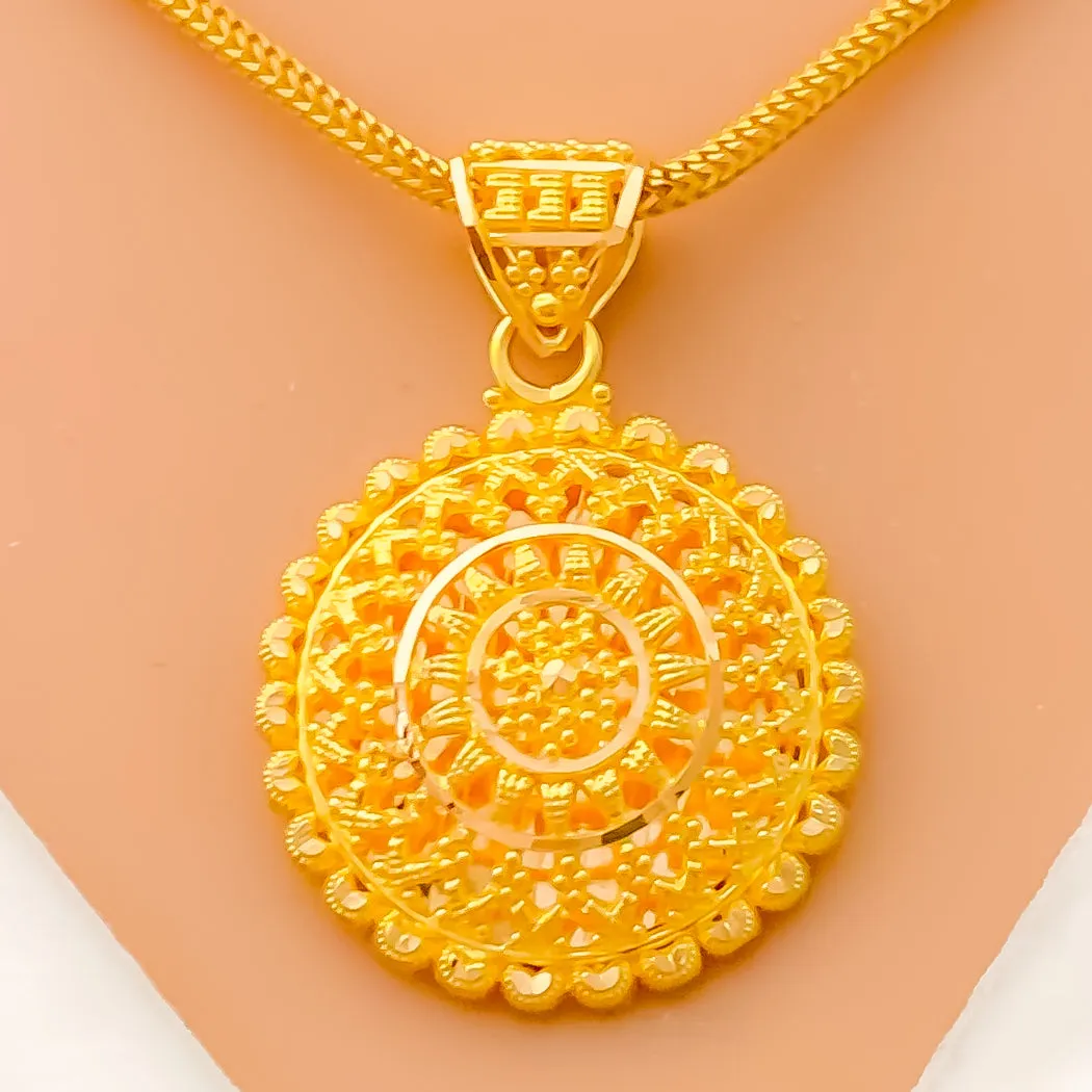 Charming Polished 22k Gold Pendant Set