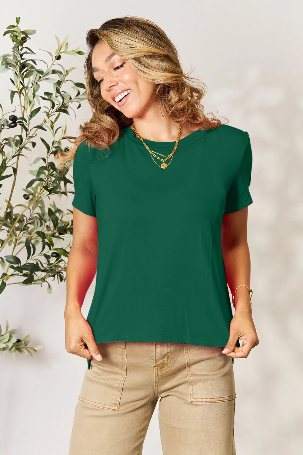 Classic Round Neck Short Sleeve Basic Solid Color T-Shirt