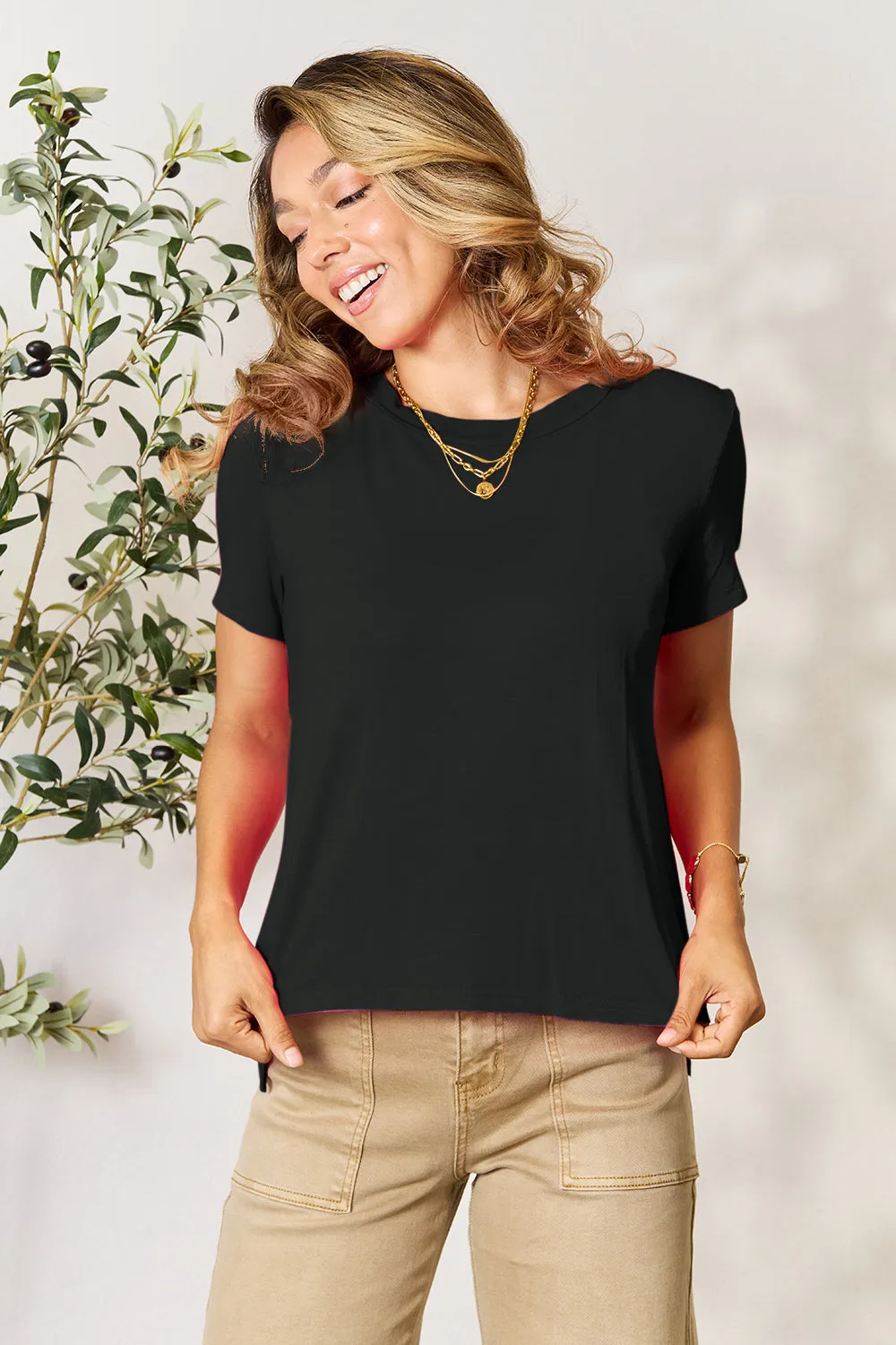 Classic Round Neck Short Sleeve Basic Solid Color T-Shirt
