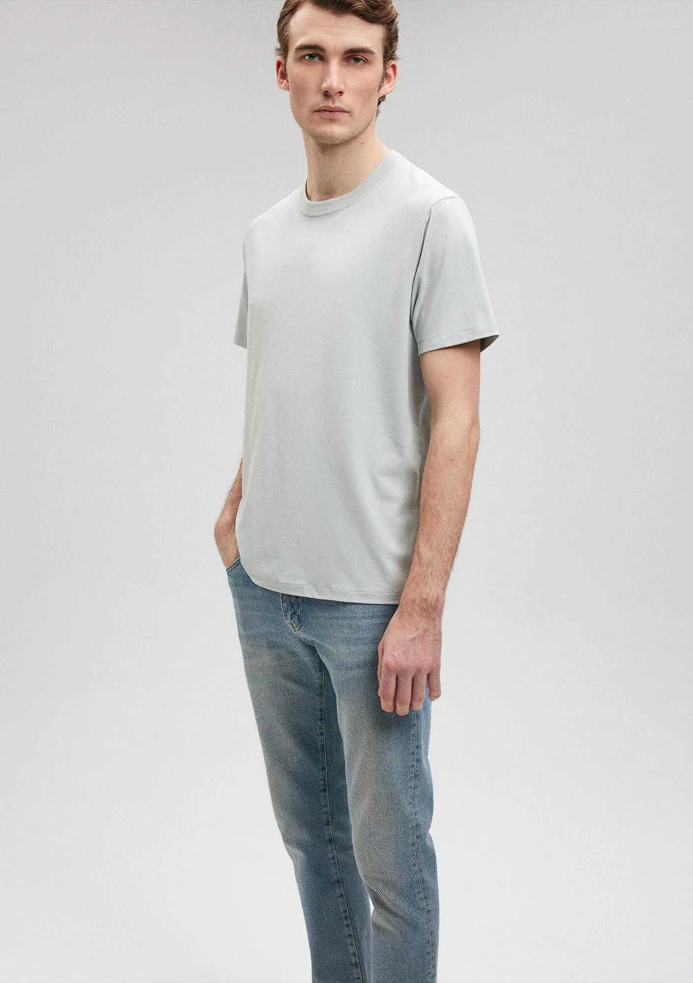 Crew Neck Grey Basic T-Shirt