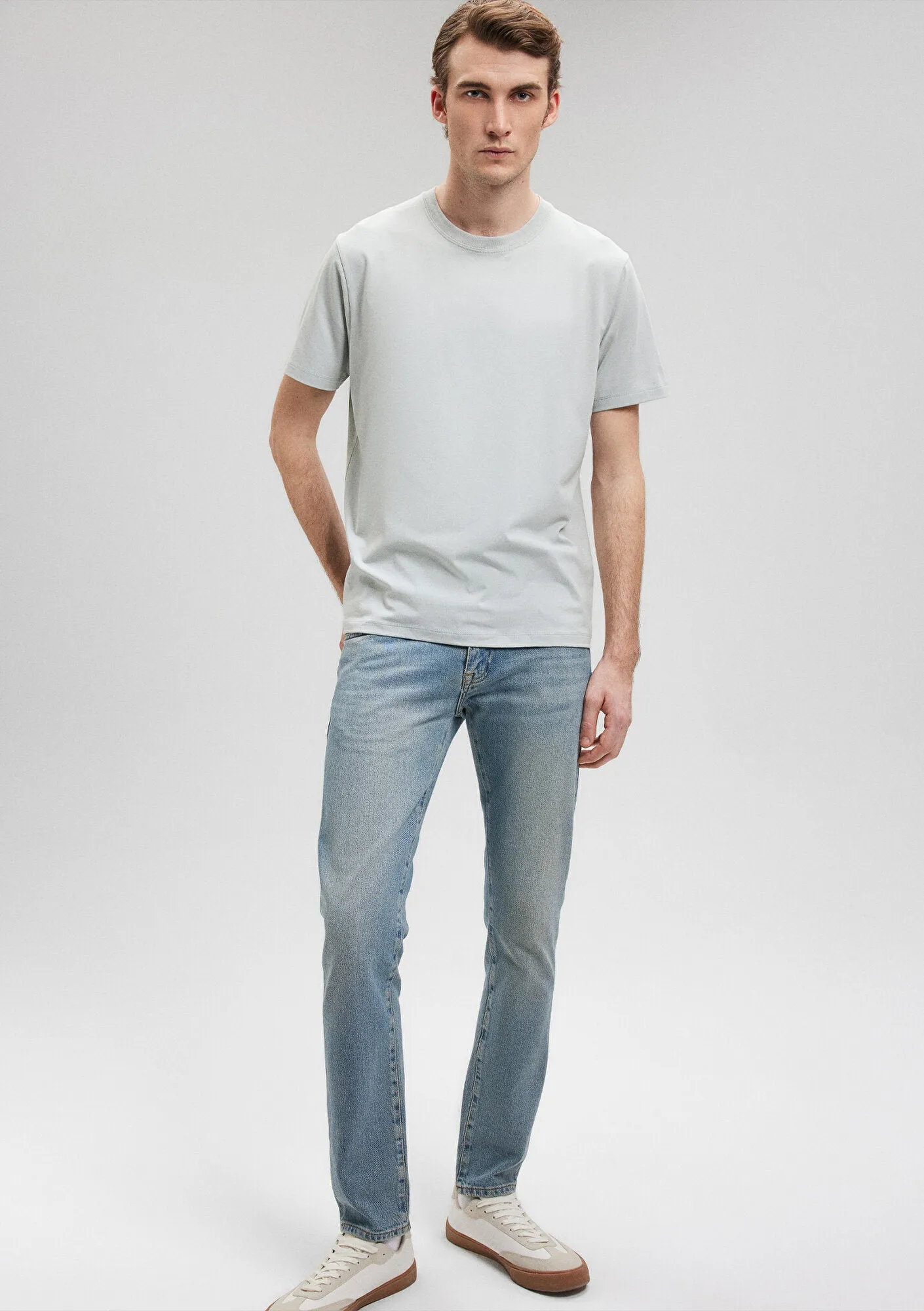 Crew Neck Grey Basic T-Shirt