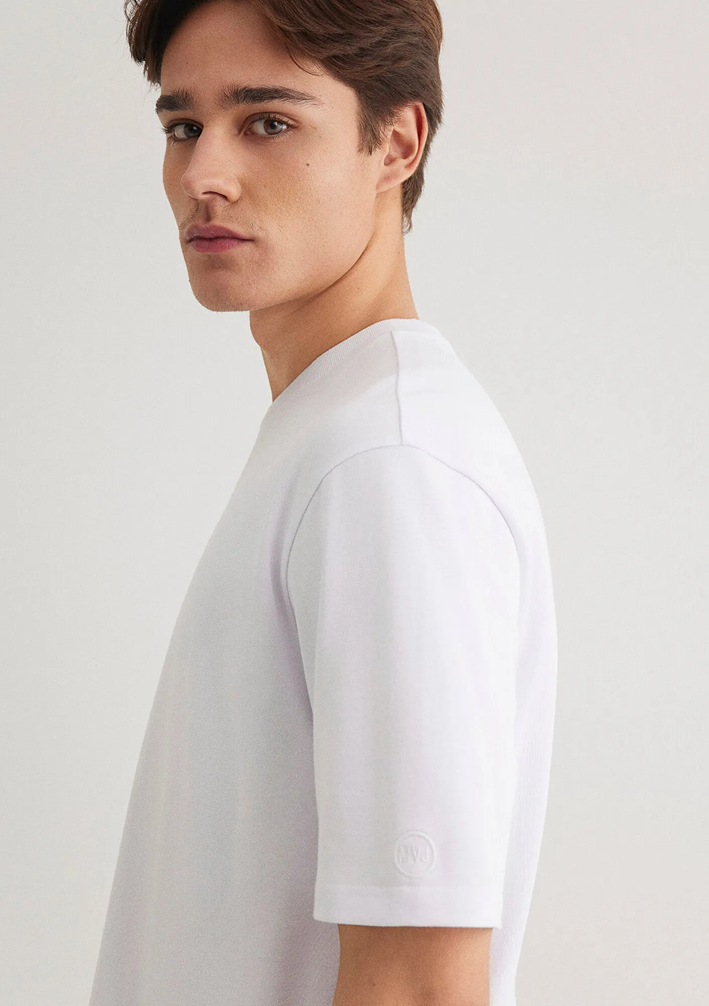 Crew Neck White Basic T-Shirt