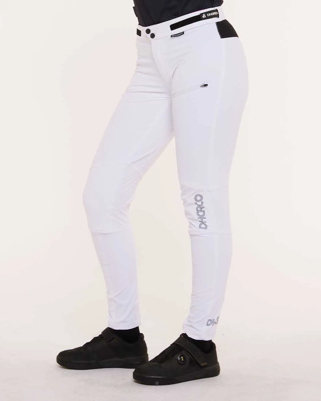 DHARCO Womens Gravity Pants | White