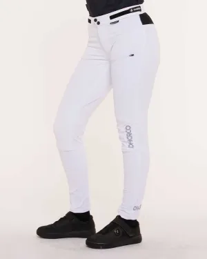 DHARCO Womens Gravity Pants | White