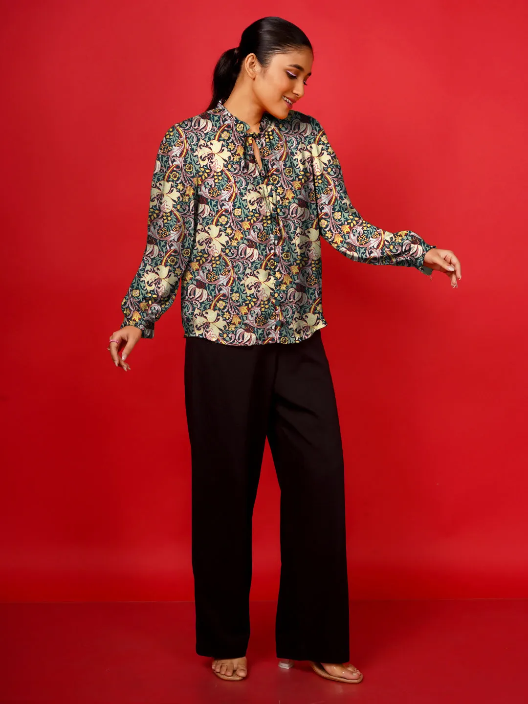 Floral Prints Tie-Up Neck  Top