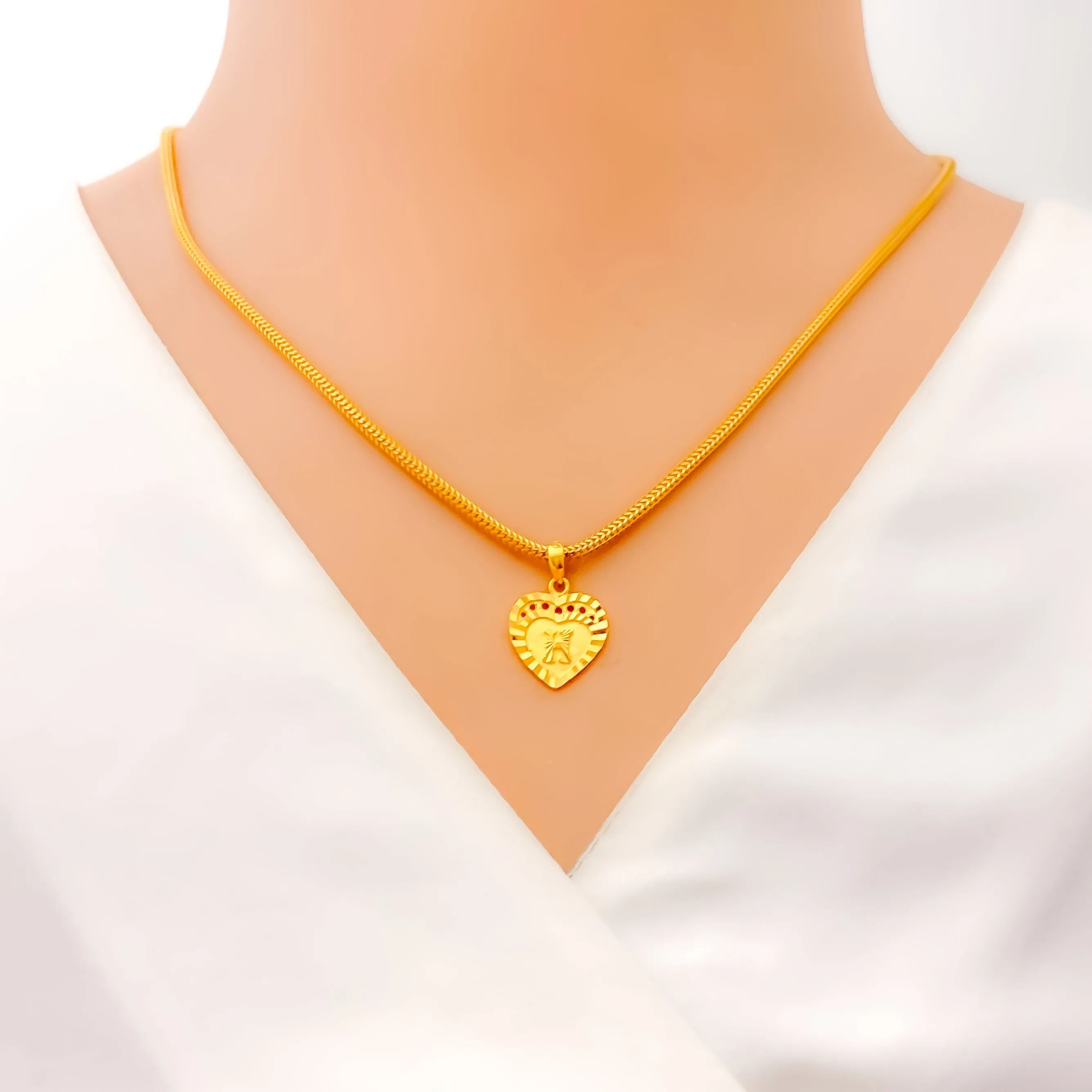 H 22k Gold Letter Pendant
