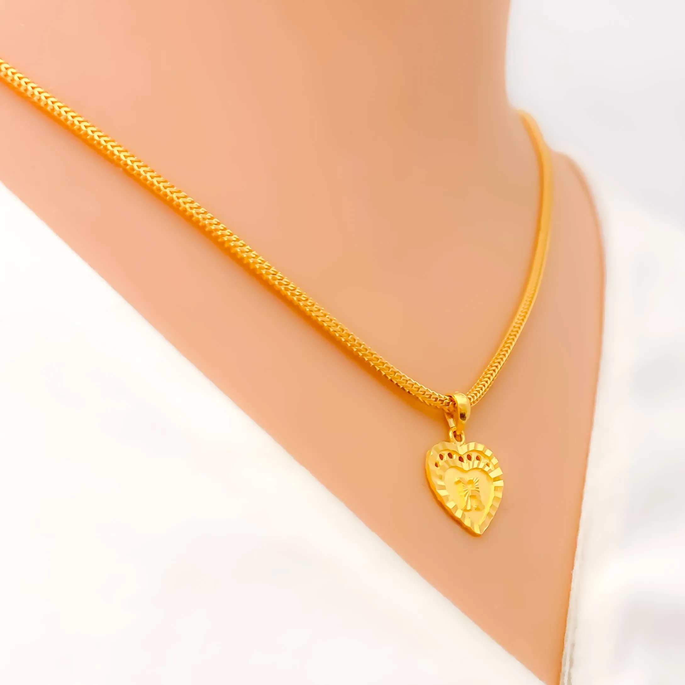 H 22k Gold Letter Pendant