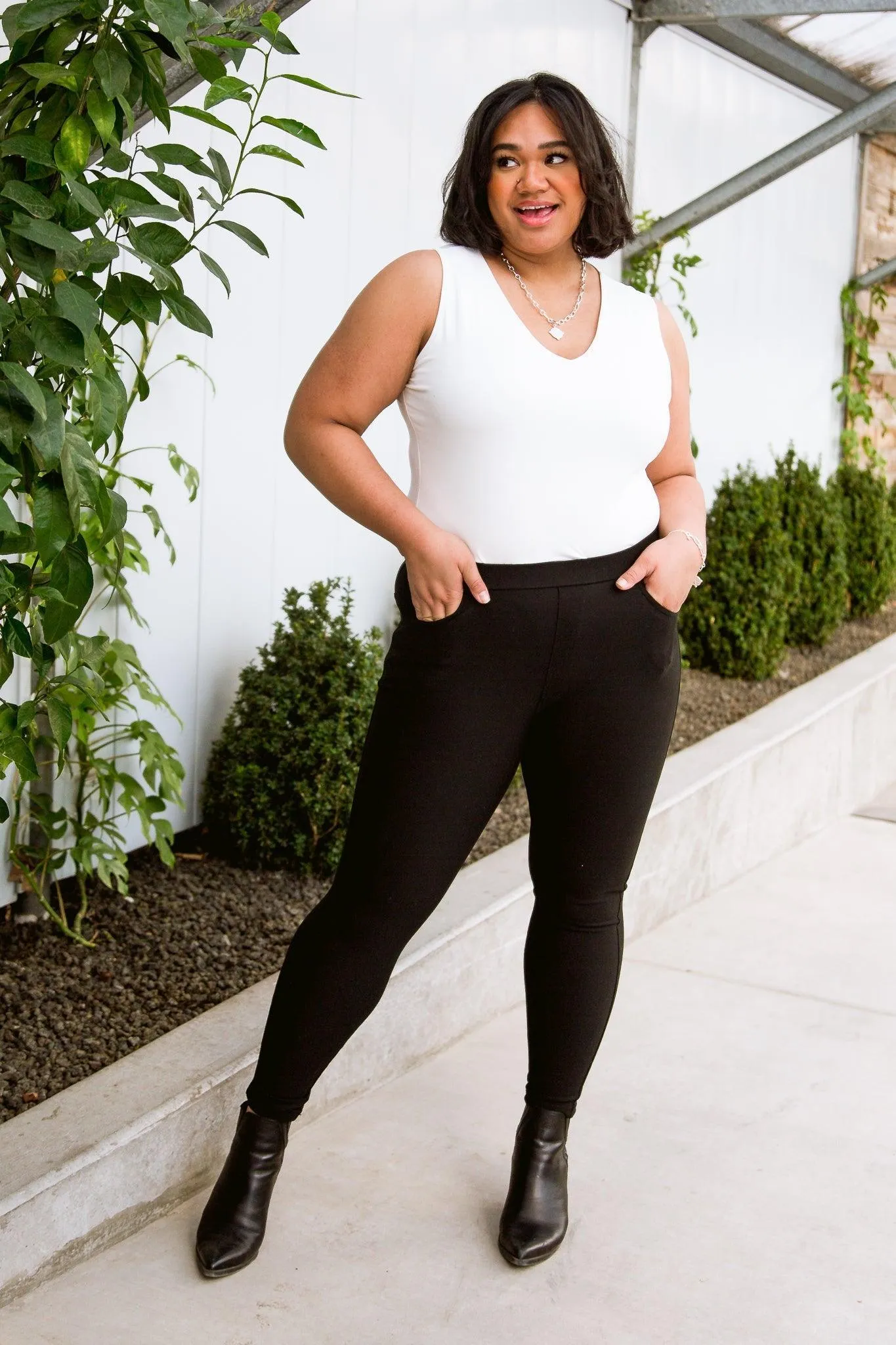 Hazel Blues® | She Can't Be Stopped Leggings