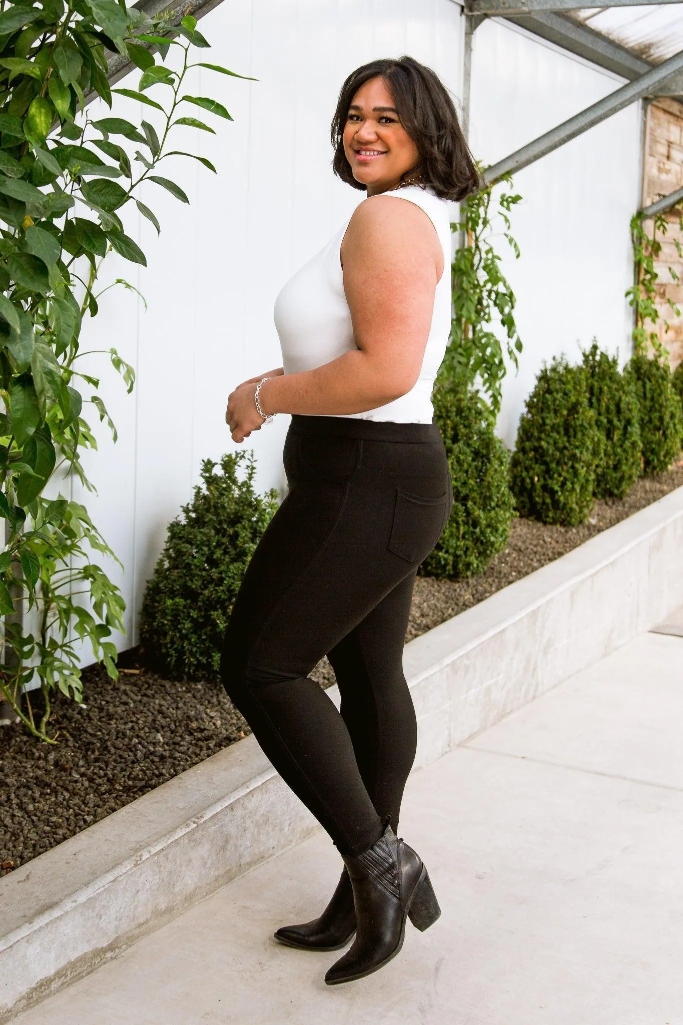 Hazel Blues® | She Can't Be Stopped Leggings