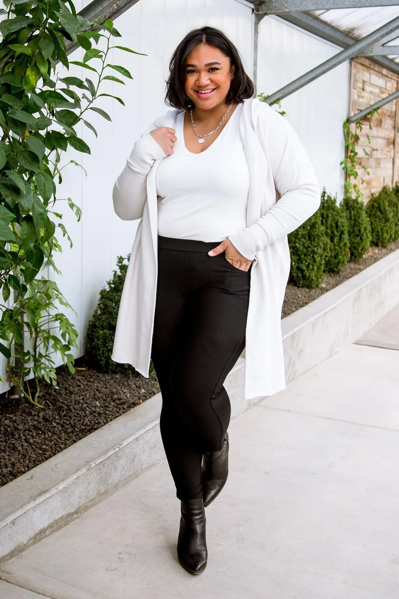 Hazel Blues® | She Can't Be Stopped Leggings