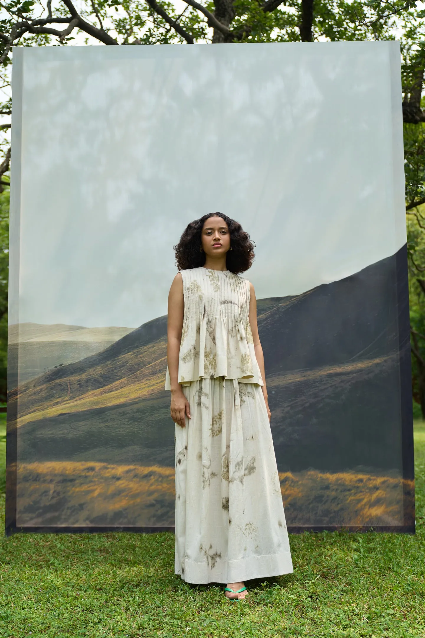 Live Leafy Sleeveless Pintucks Top & Skirt Set