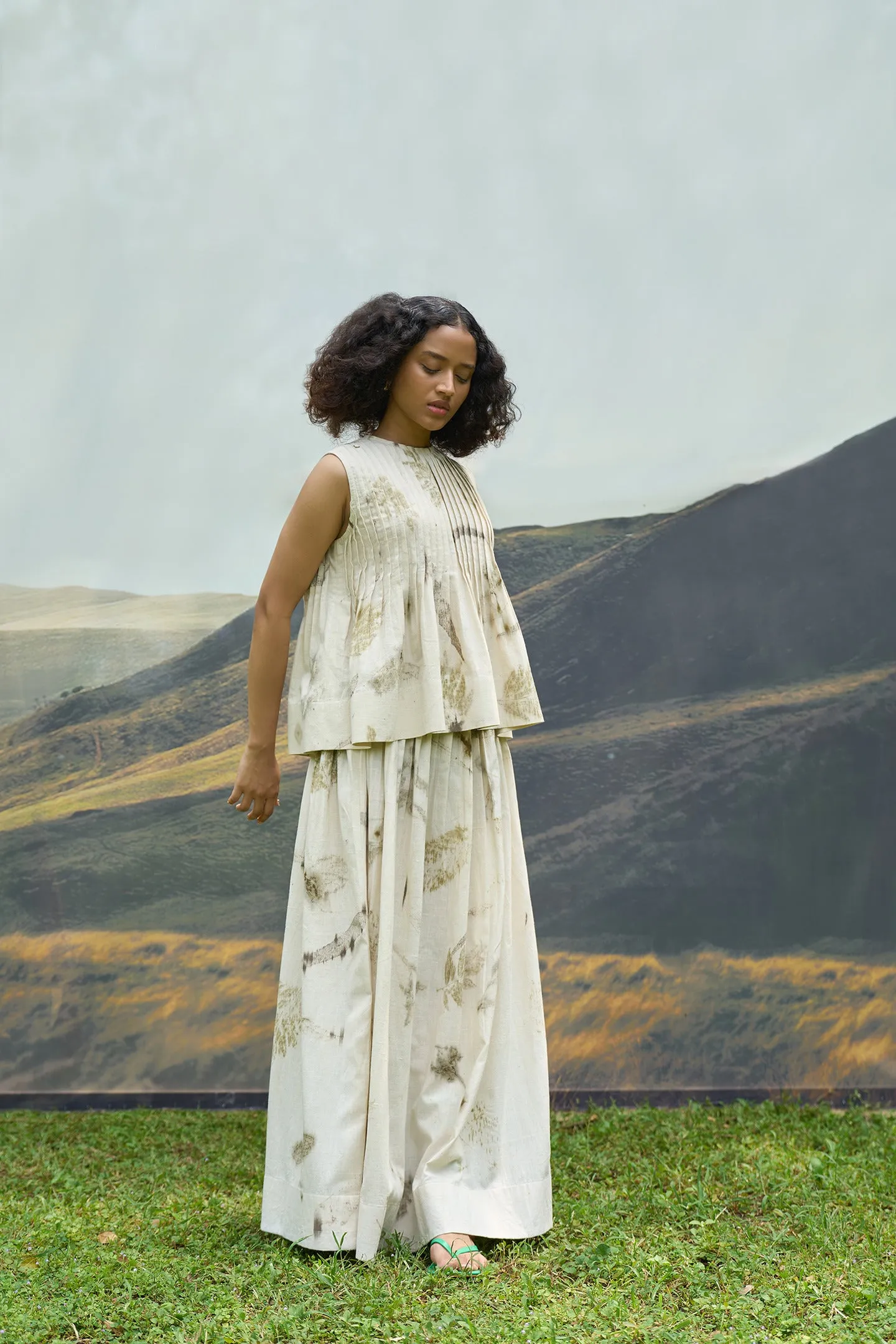 Live Leafy Sleeveless Pintucks Top & Skirt Set