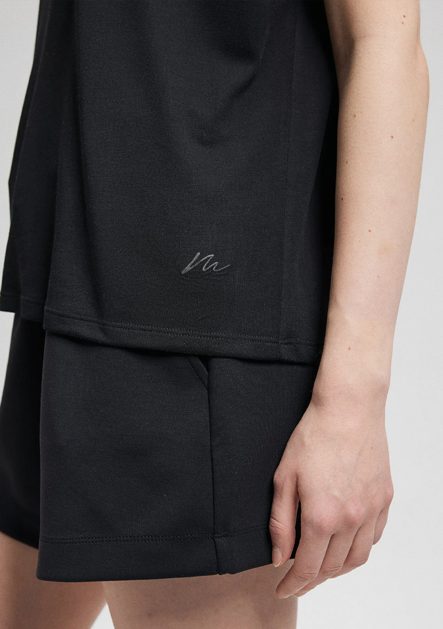 Modal Black Basic T-Shirt