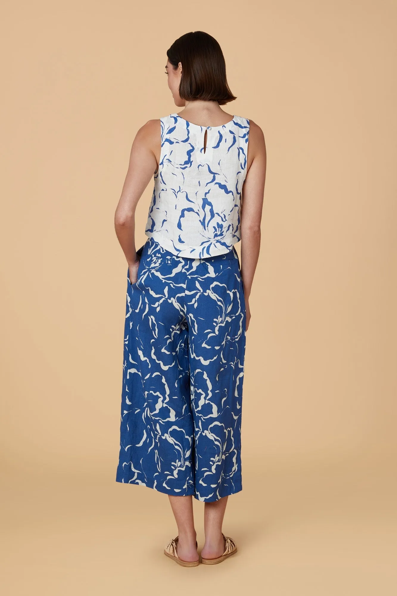 Nadia Pants in Ibisco by Olivia by Livro