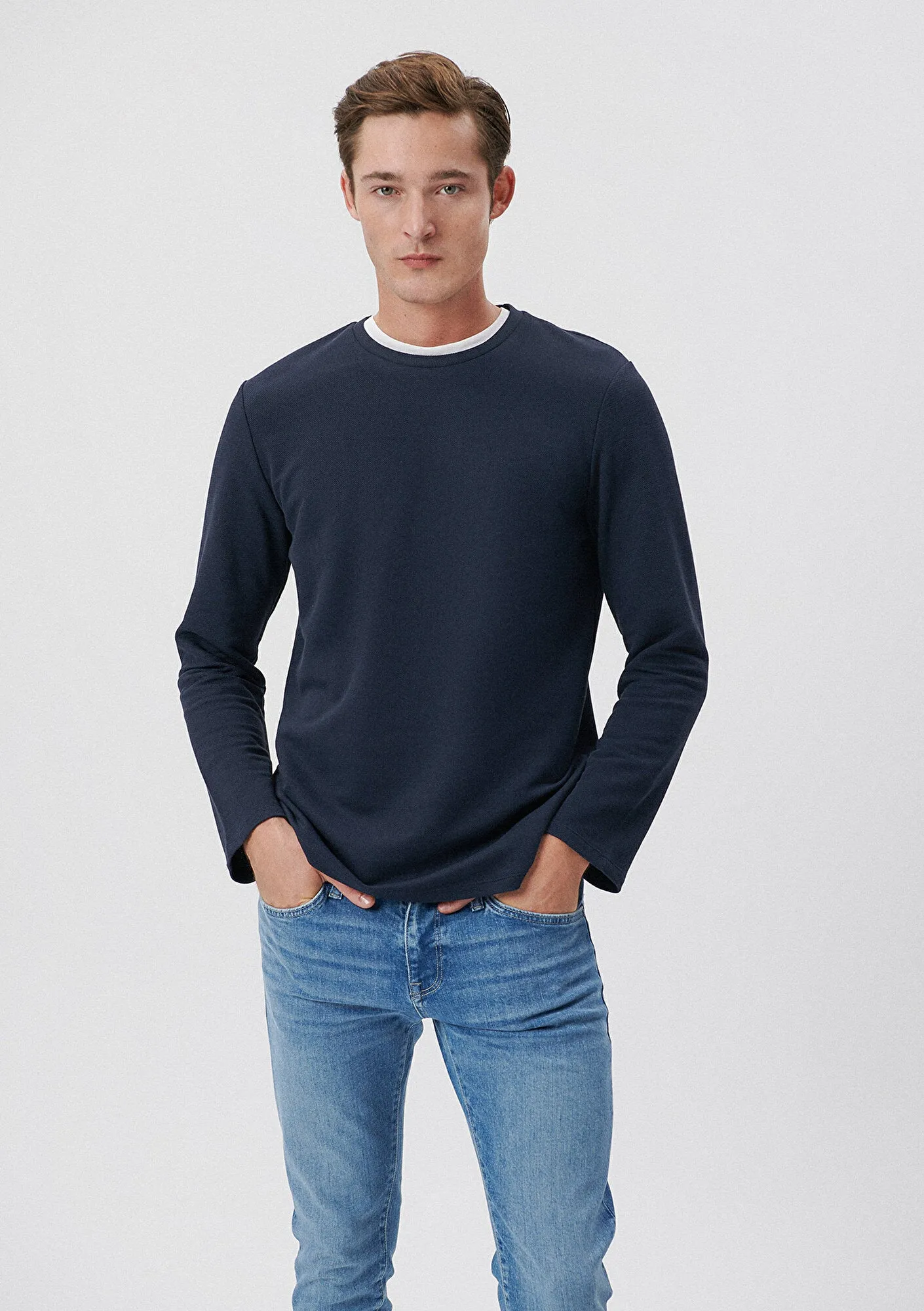 Navy Basic Tee