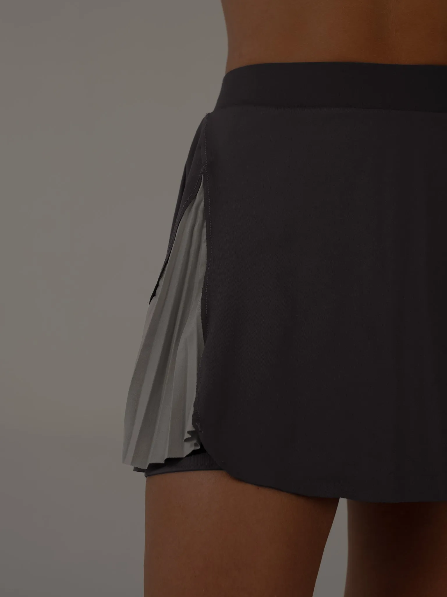 PLEATED CUT SKIRT  - COOL GRAY
