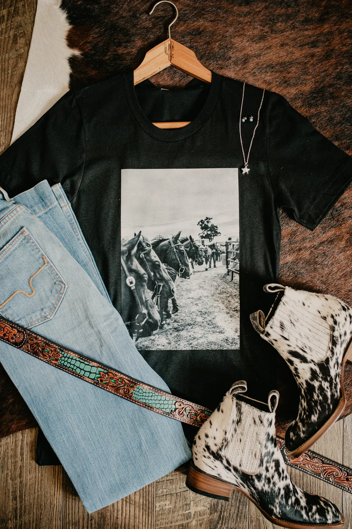 "Something 'Bout Cowhorses” Exclusive CC Graphic T
