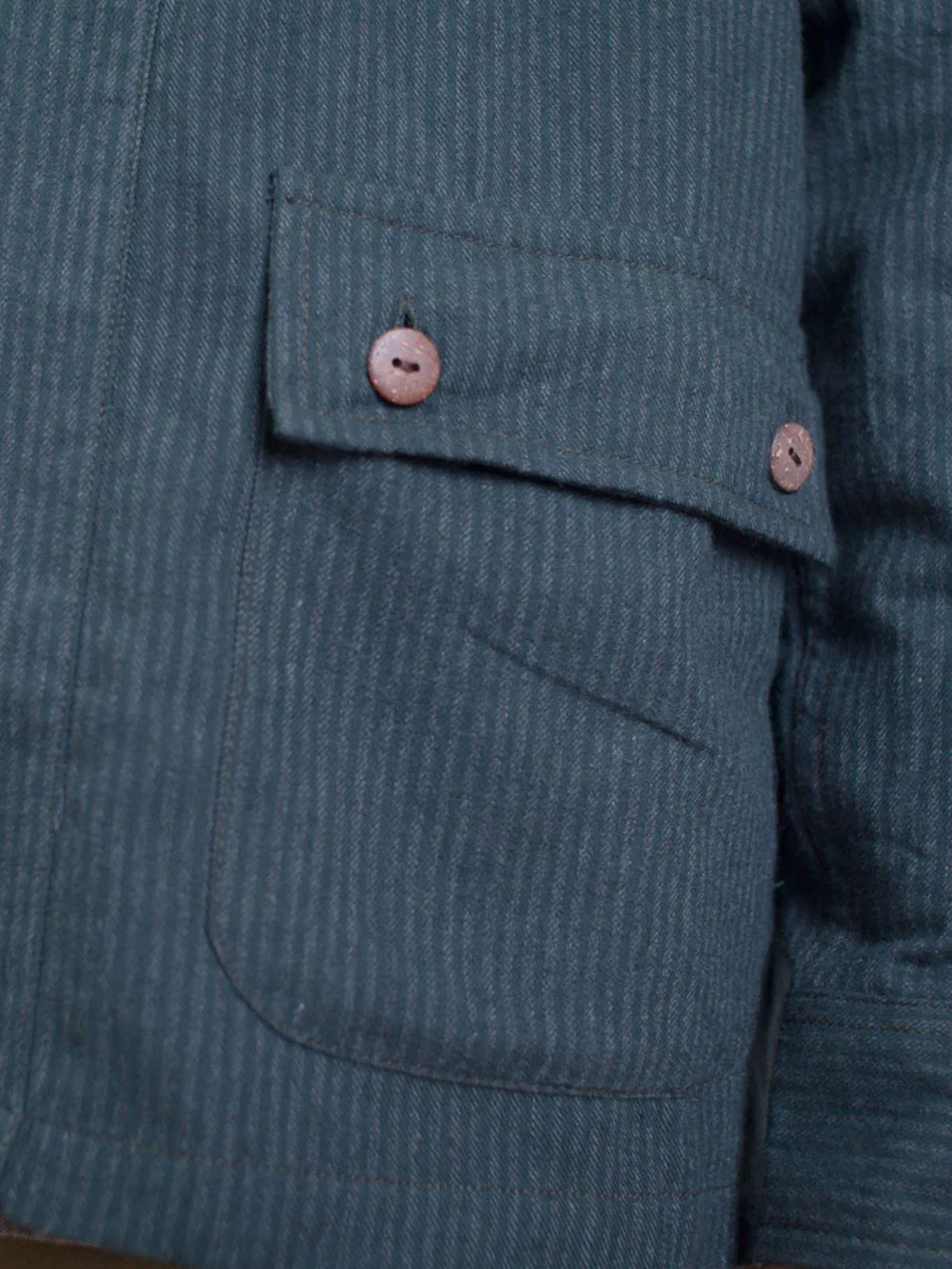 Qutn Throw On IV Olive Stripe Flannel