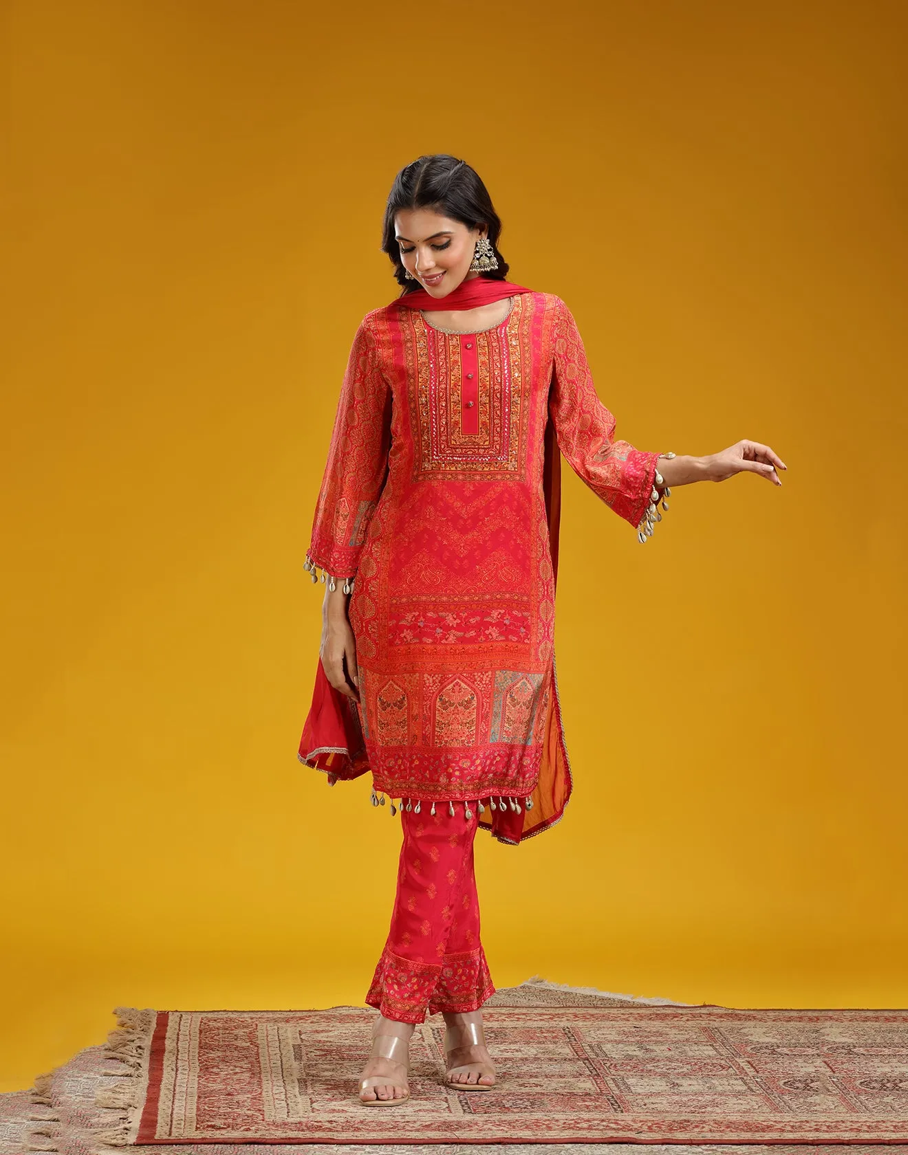 Rangeen Laal Printed Short Kurti With Pant Set