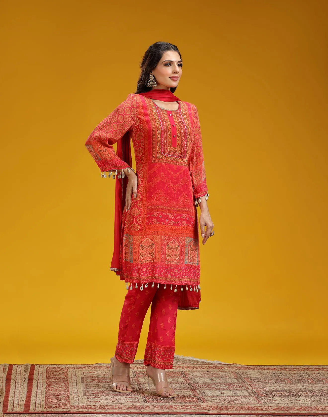 Rangeen Laal Printed Short Kurti With Pant Set