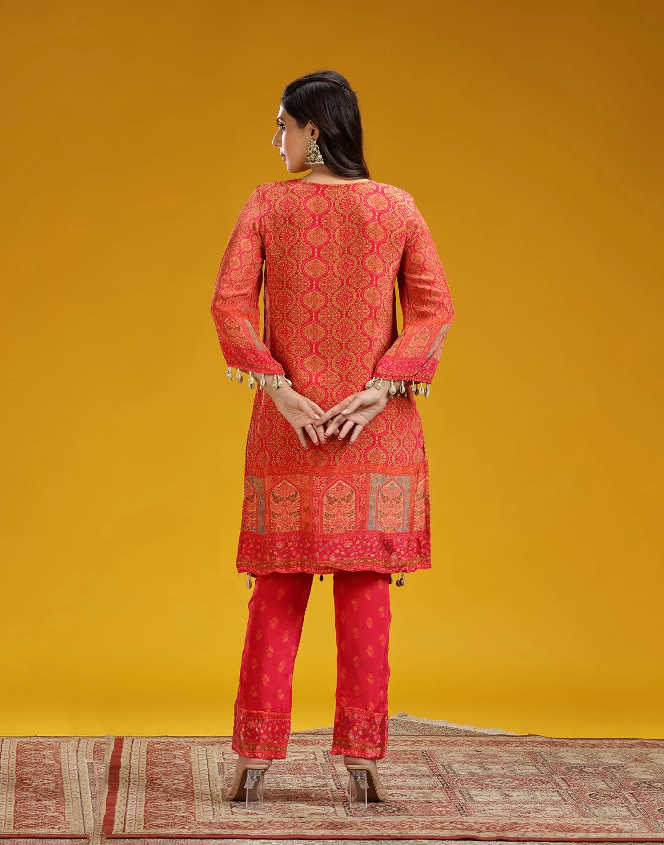 Rangeen Laal Printed Short Kurti With Pant Set