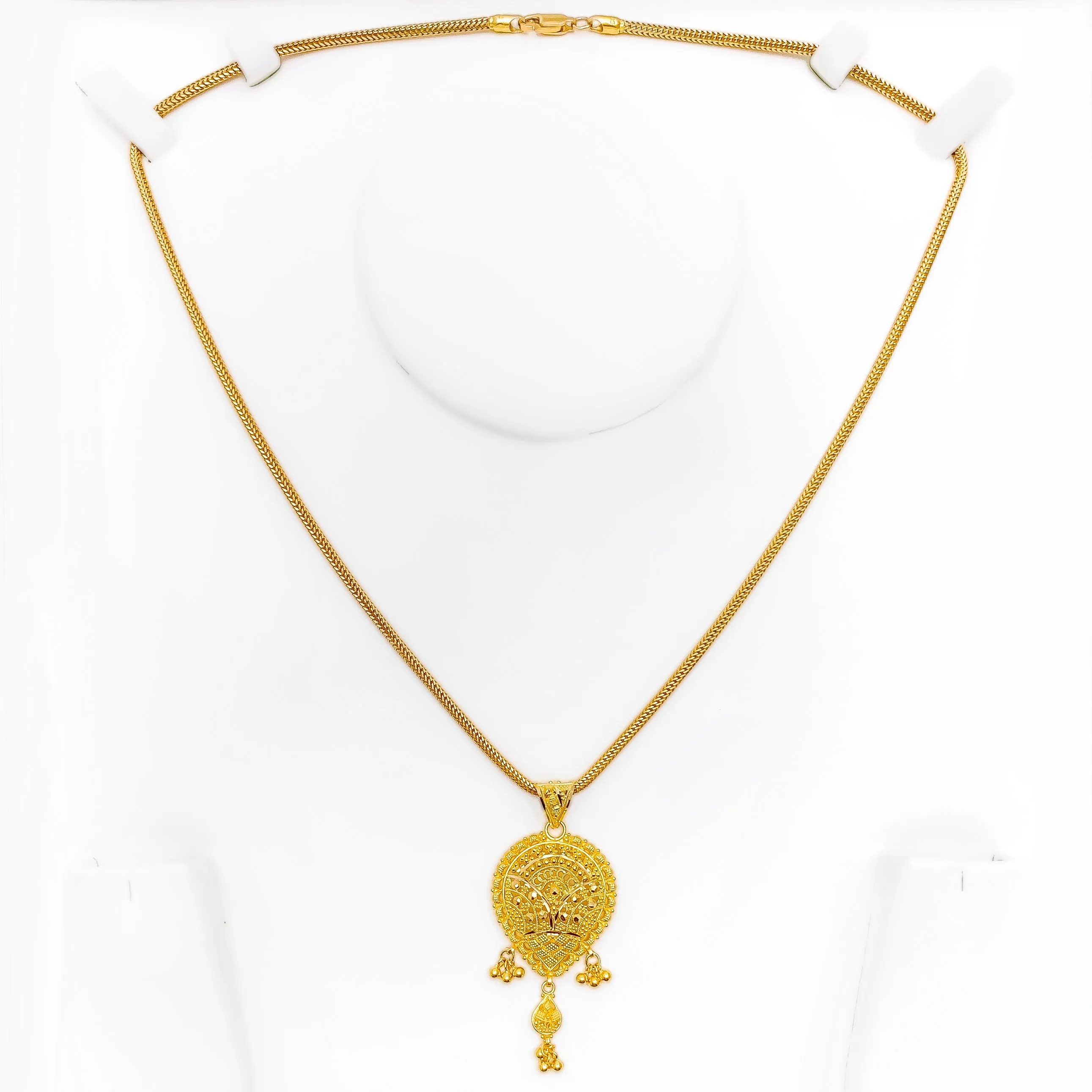 Refined Regal 22k Gold Pendant