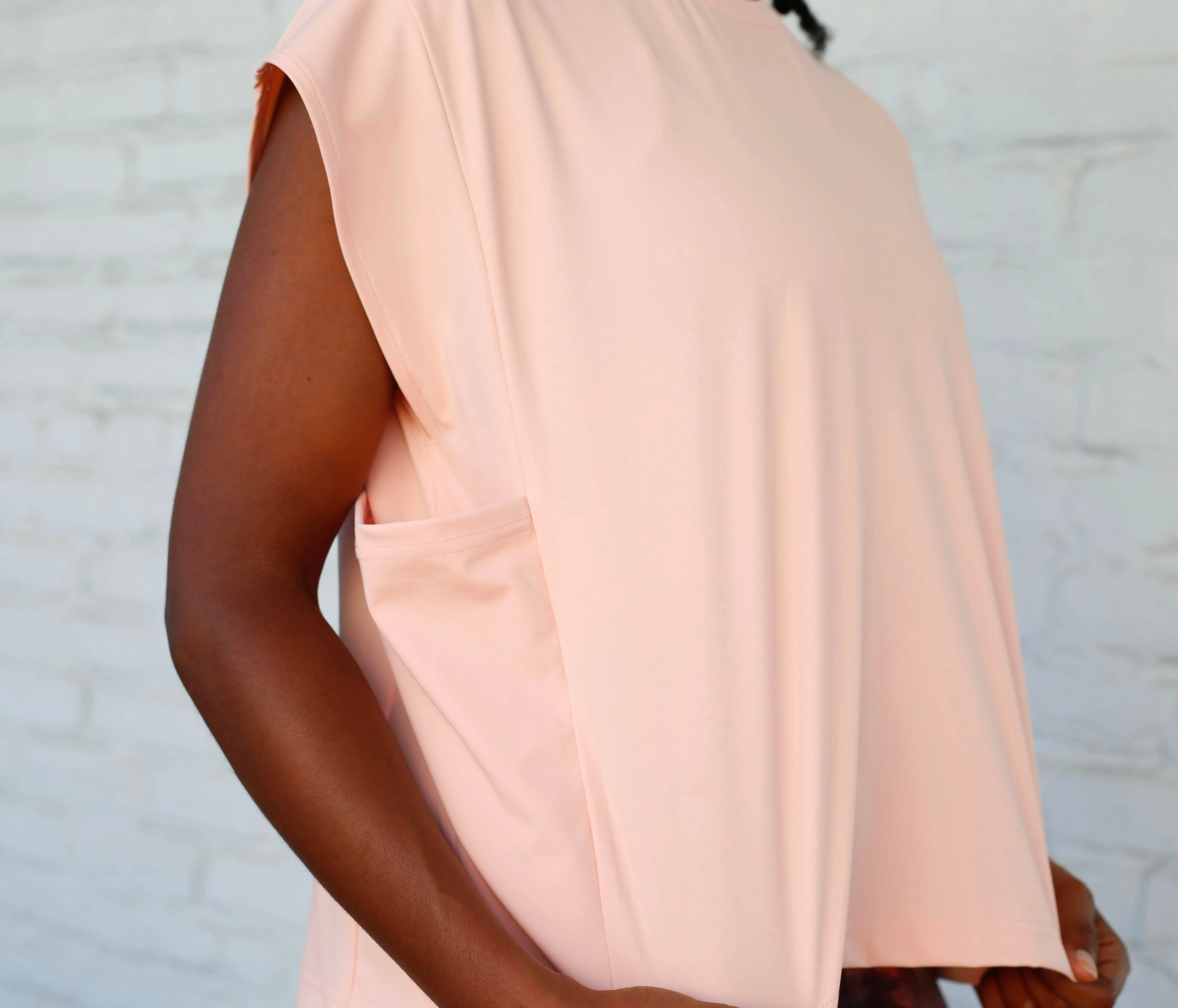 Resort Tee (pink lemonade)