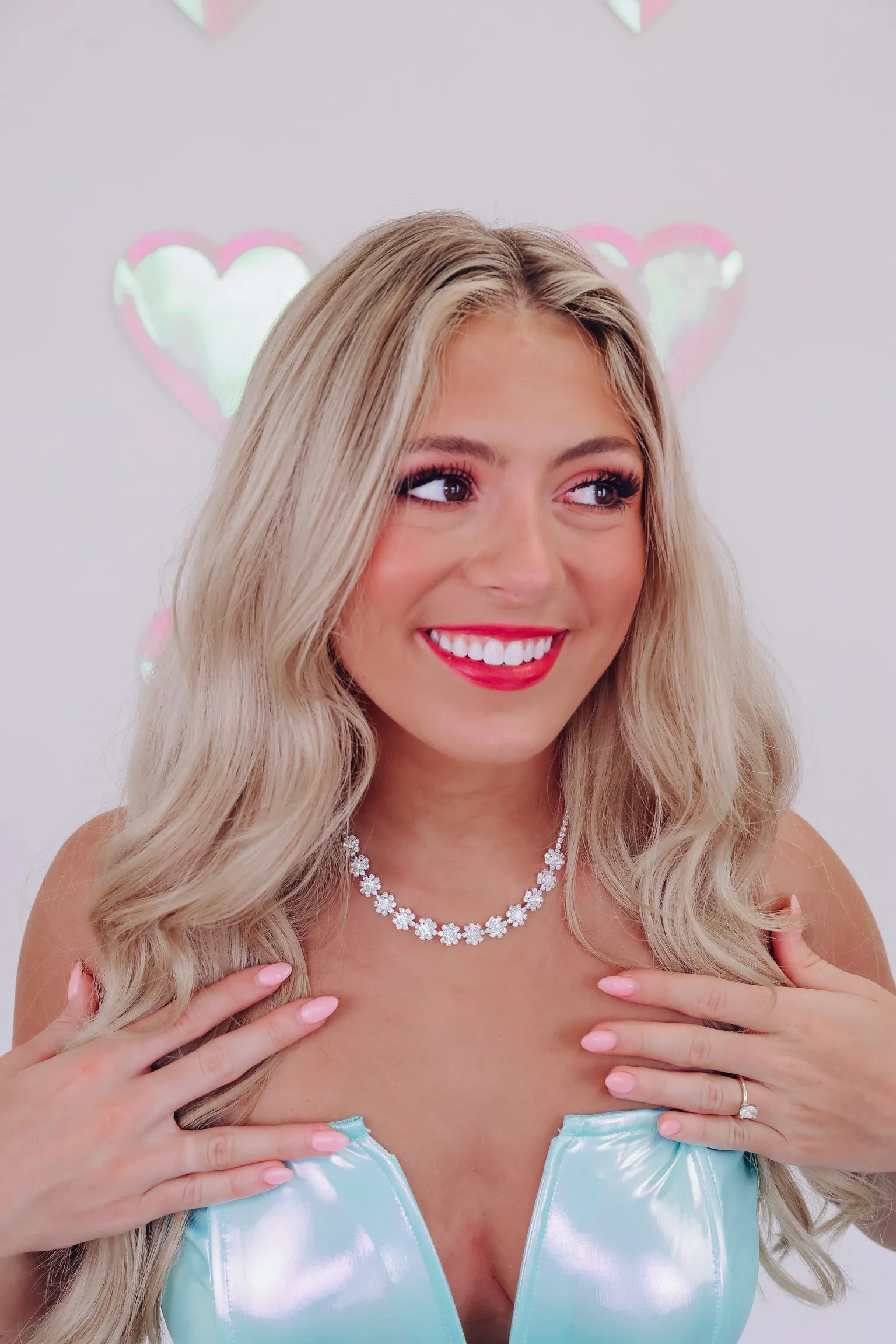 Rich Abundance Sparkling Floral Choker - Silver