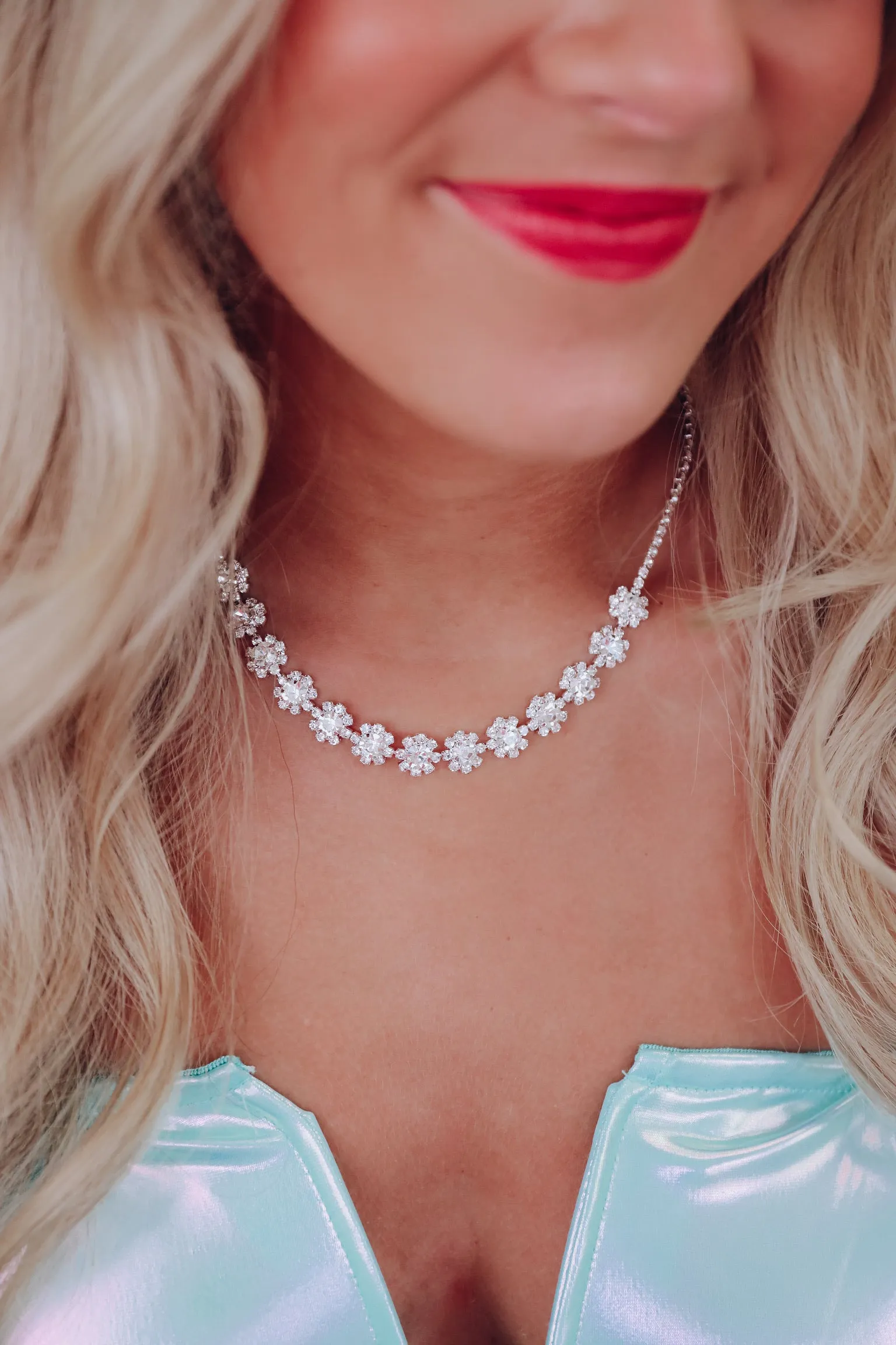Rich Abundance Sparkling Floral Choker - Silver