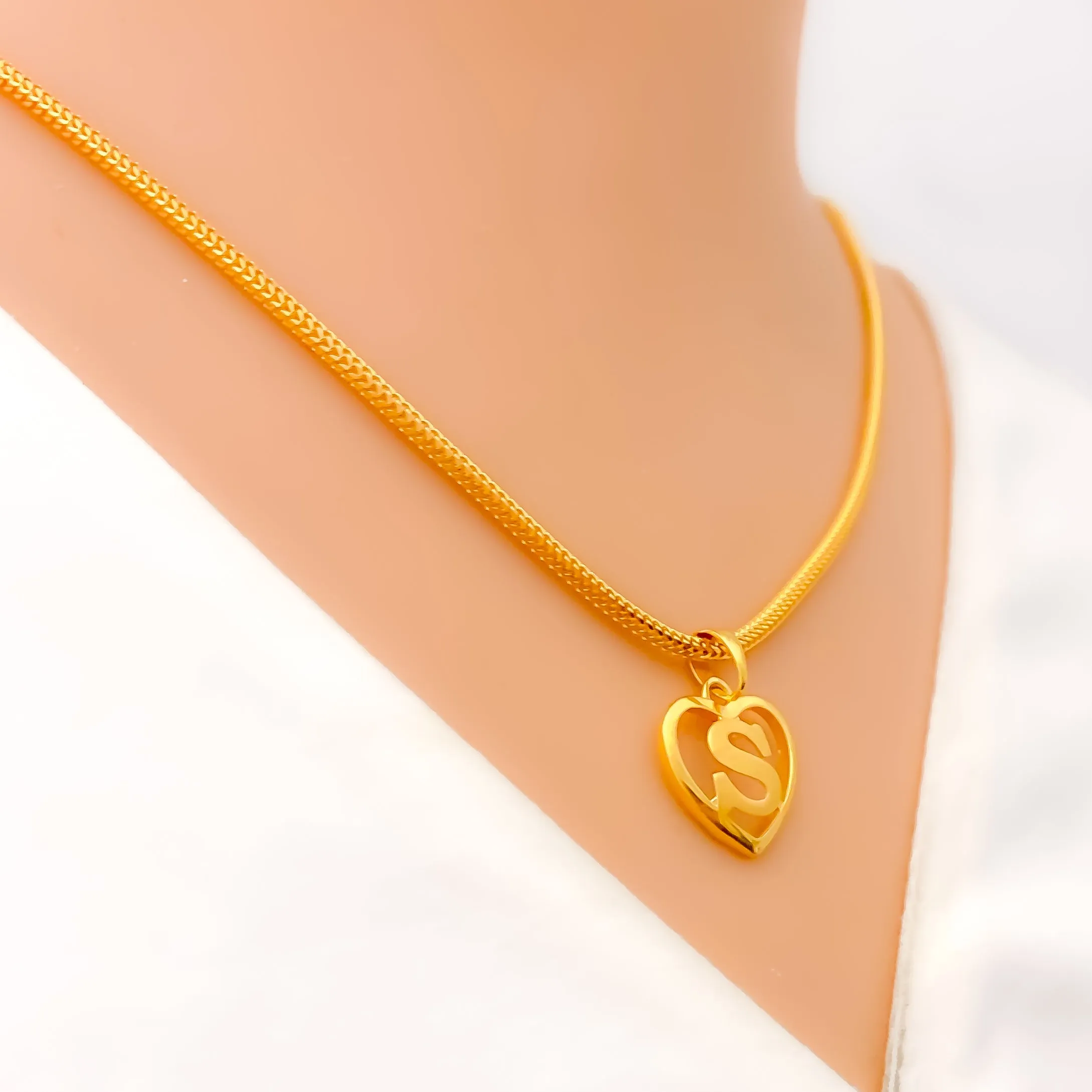 S 22k Gold Letter Pendant