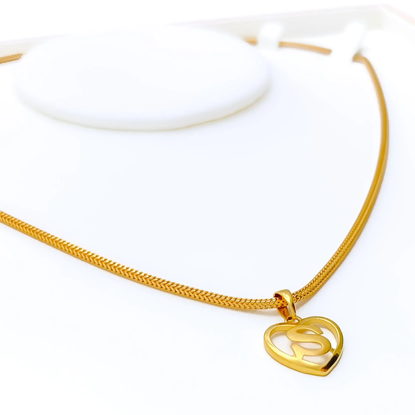 S 22k Gold Letter Pendant
