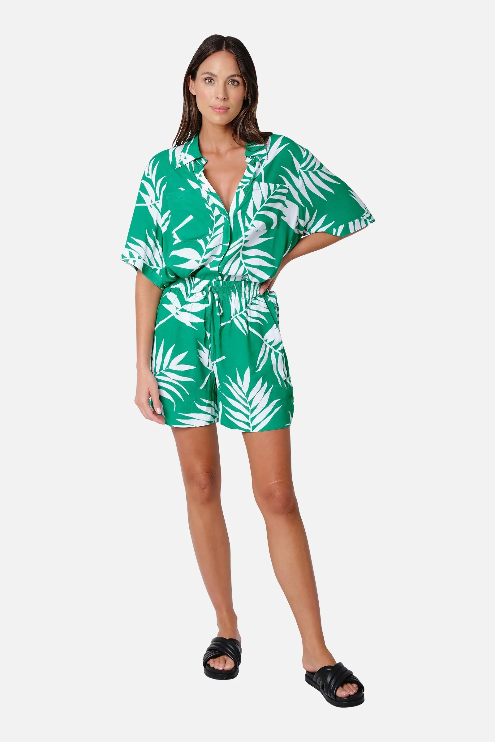 Short Sleeve Button-Up Shirt PALM SILHOUETTE GREEN