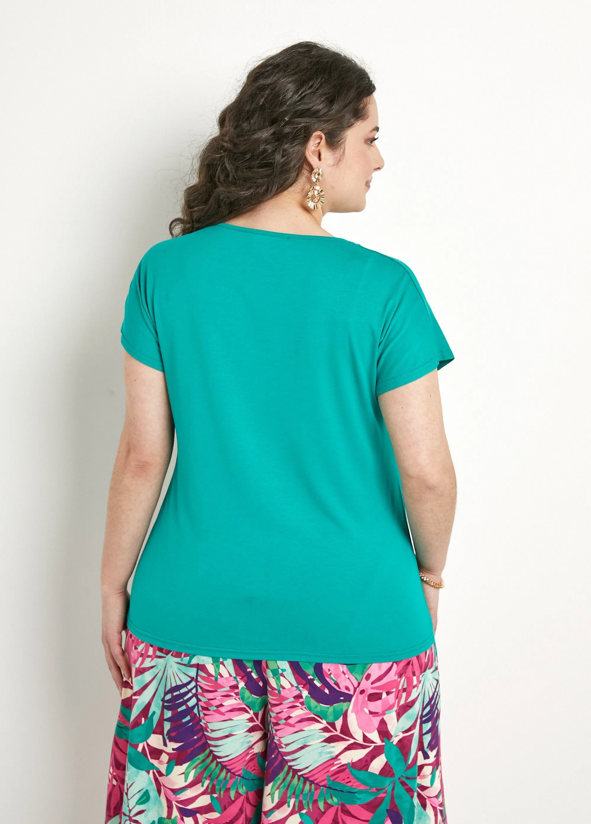 Short stretch lace t-shirt