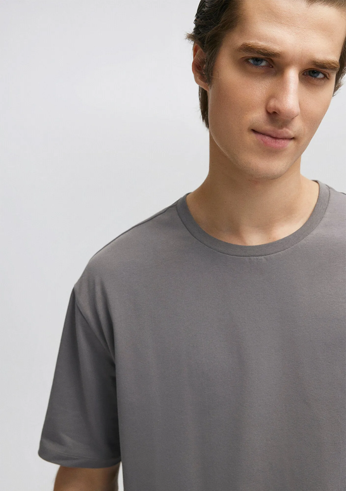 Stretch Gray Basic T-Shirt
