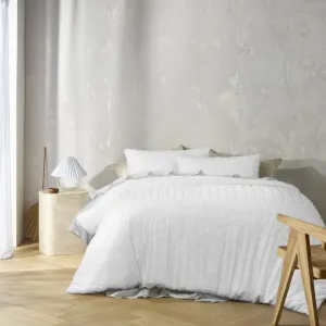 The Big Sleep White Circles Soft Touch Tufted Quilt Cover Sets
