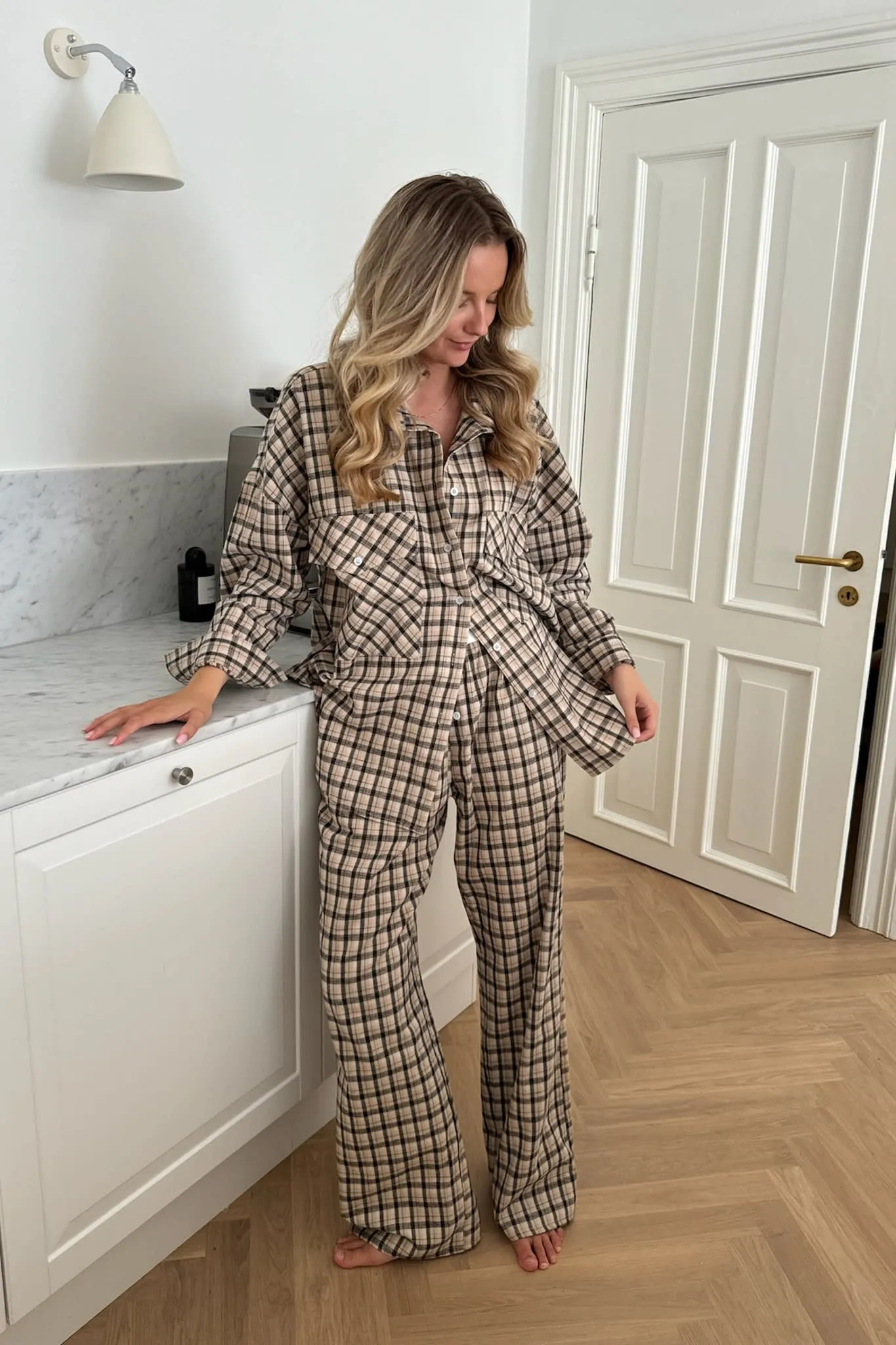 TheldaIC Skjorte - Beige Sort Ternet