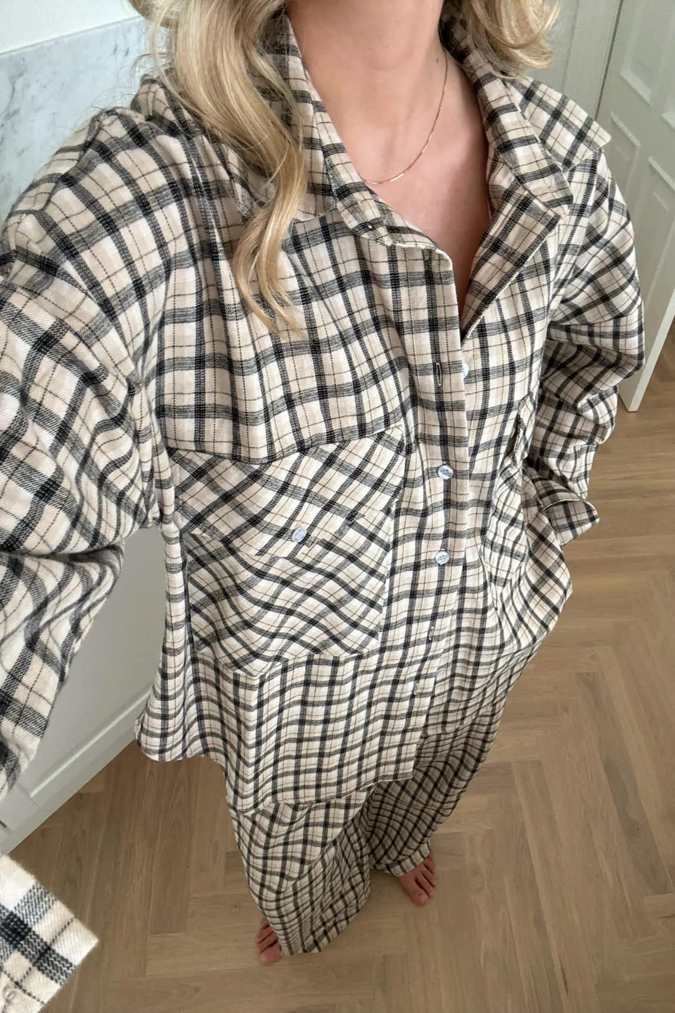 TheldaIC Skjorte - Beige Sort Ternet