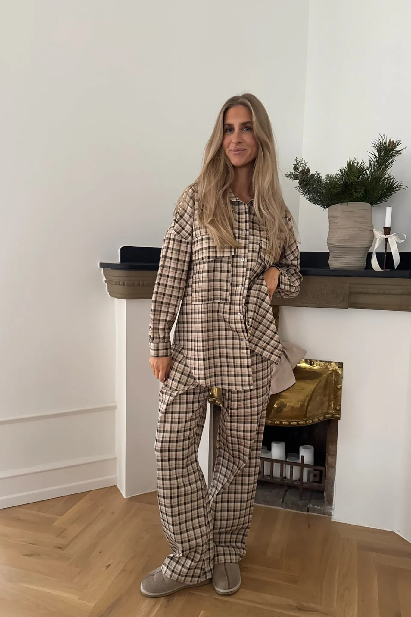 TheldaIC Skjorte - Beige Sort Ternet