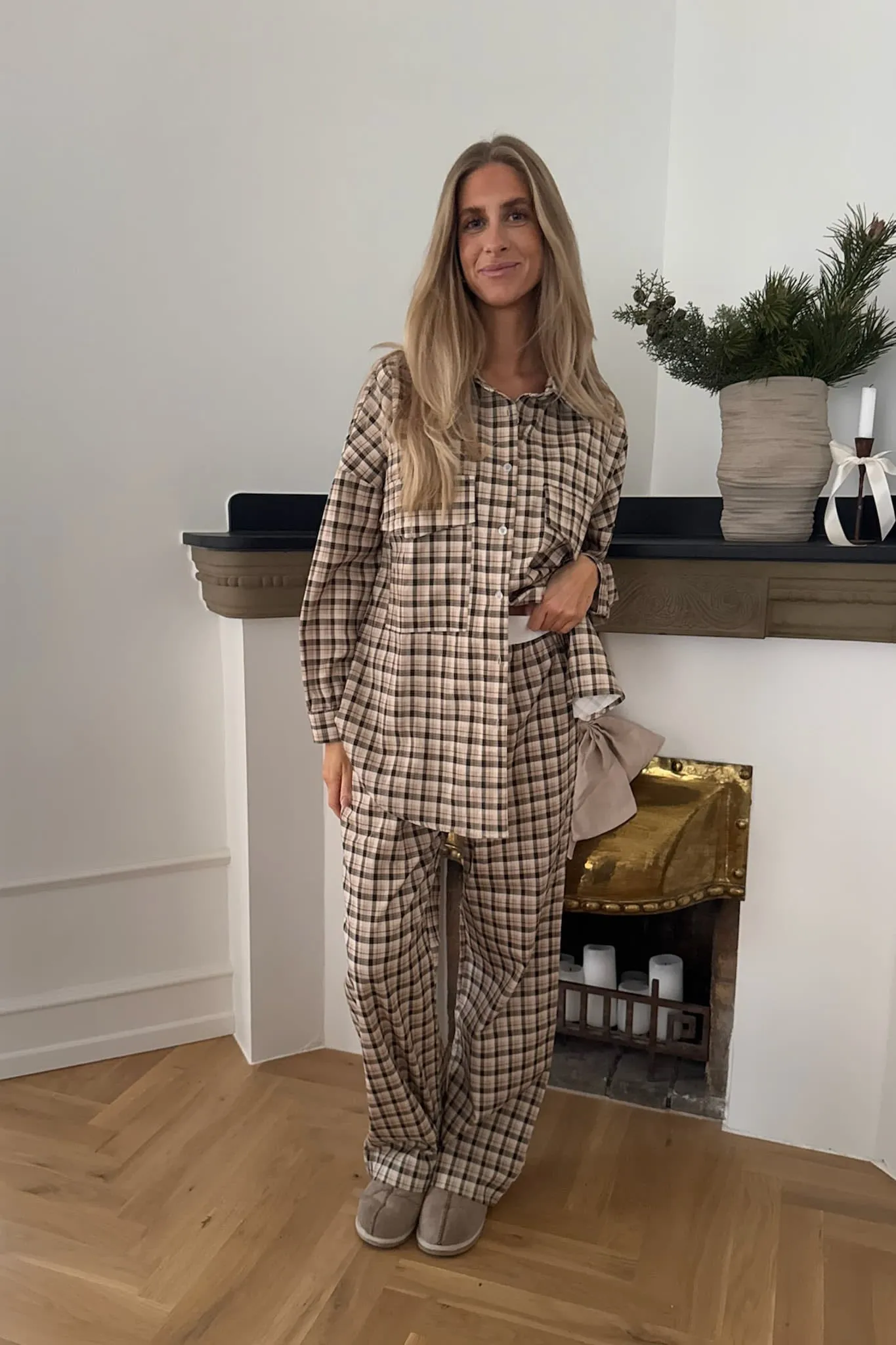 TheldaIC Skjorte - Beige Sort Ternet