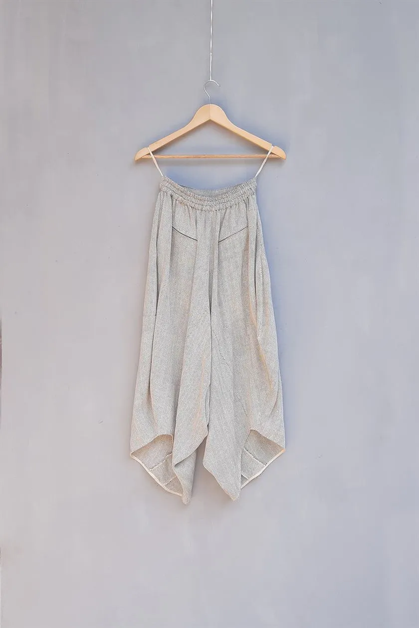 Urvashi Kaur   I   Morioka DHOTI PANTS DENOTE PANTS cotton khes Ecru TESSELLATE- 33