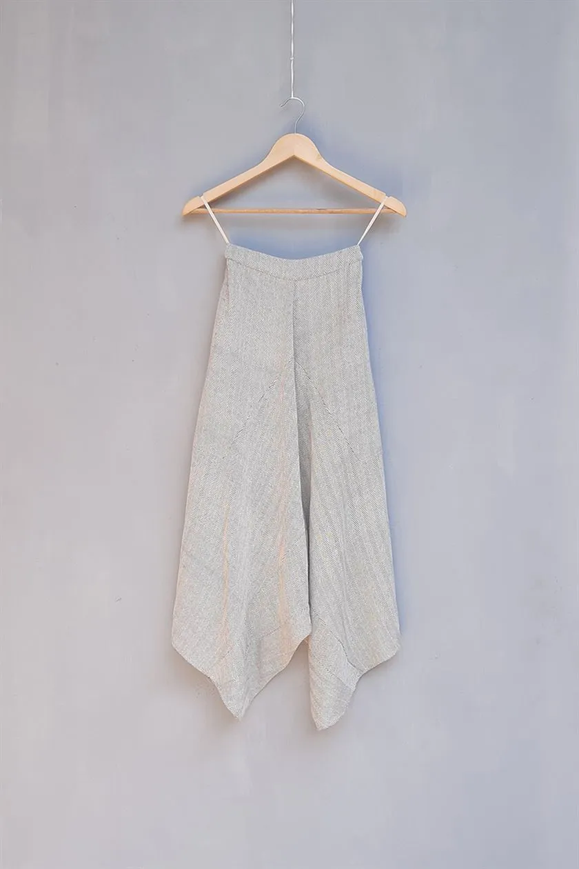 Urvashi Kaur   I   Morioka DHOTI PANTS DENOTE PANTS cotton khes Ecru TESSELLATE- 33
