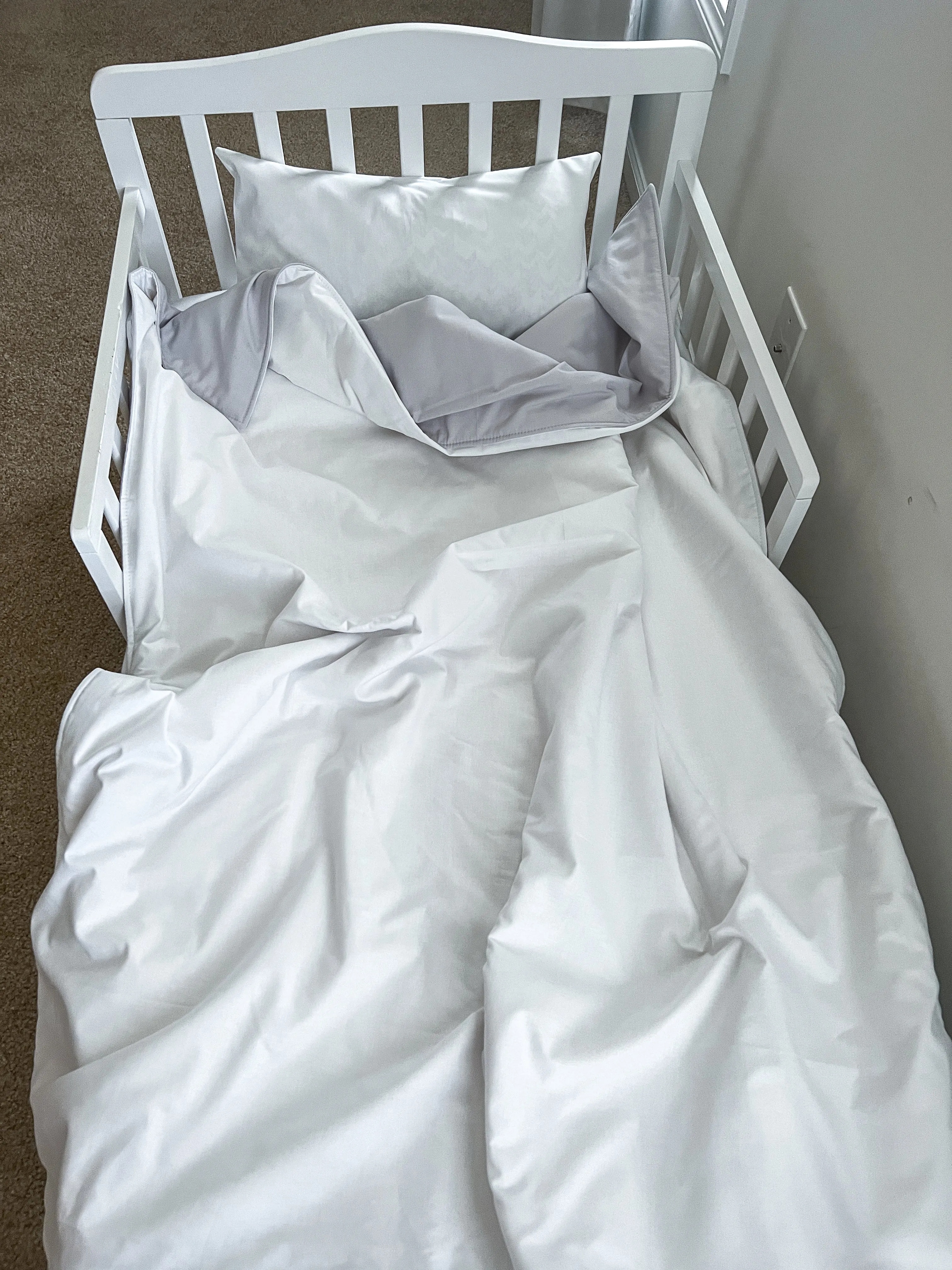 White and Light Gray Toddler Crib Bedding Set