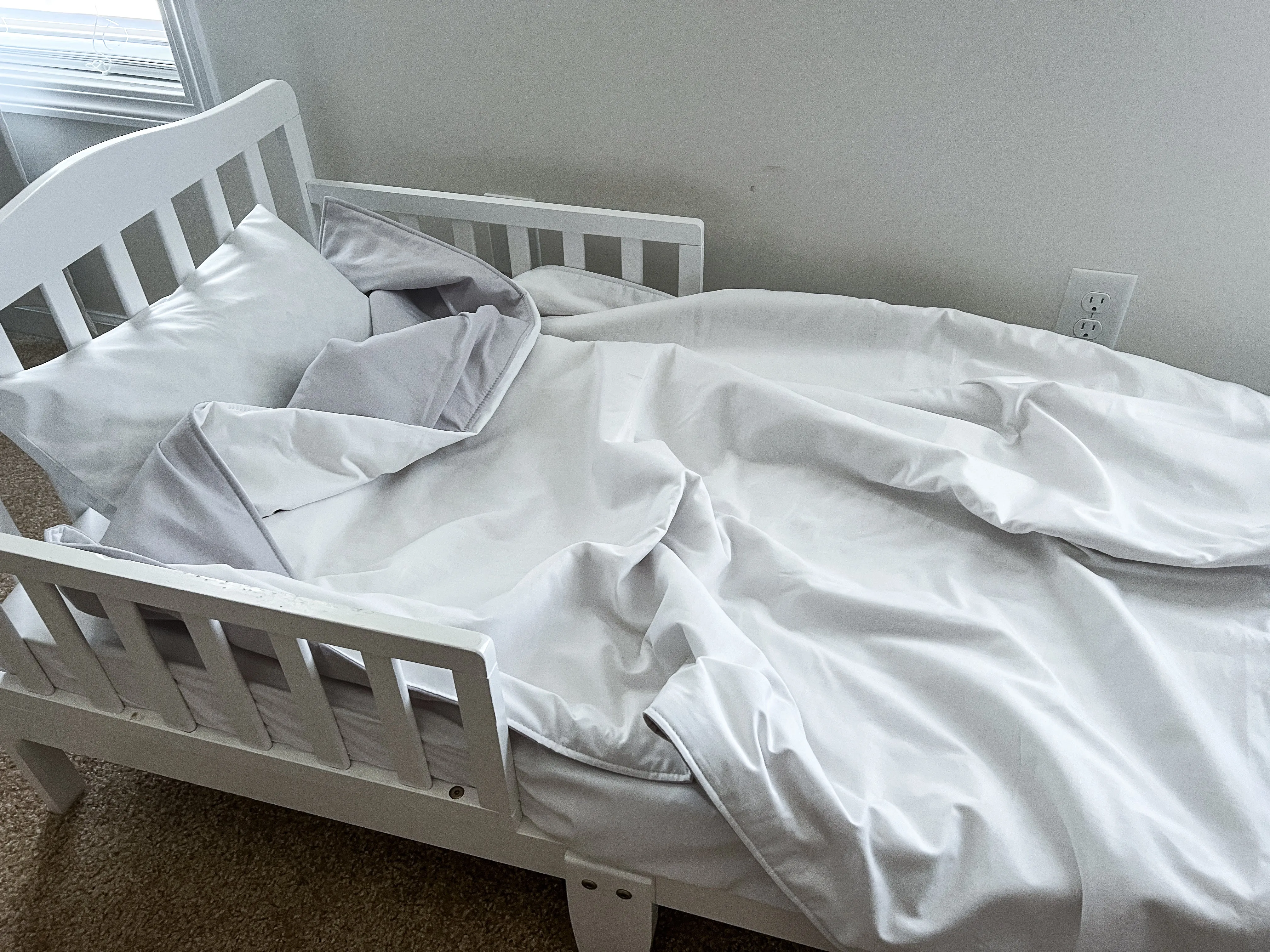 White and Light Gray Toddler Crib Bedding Set