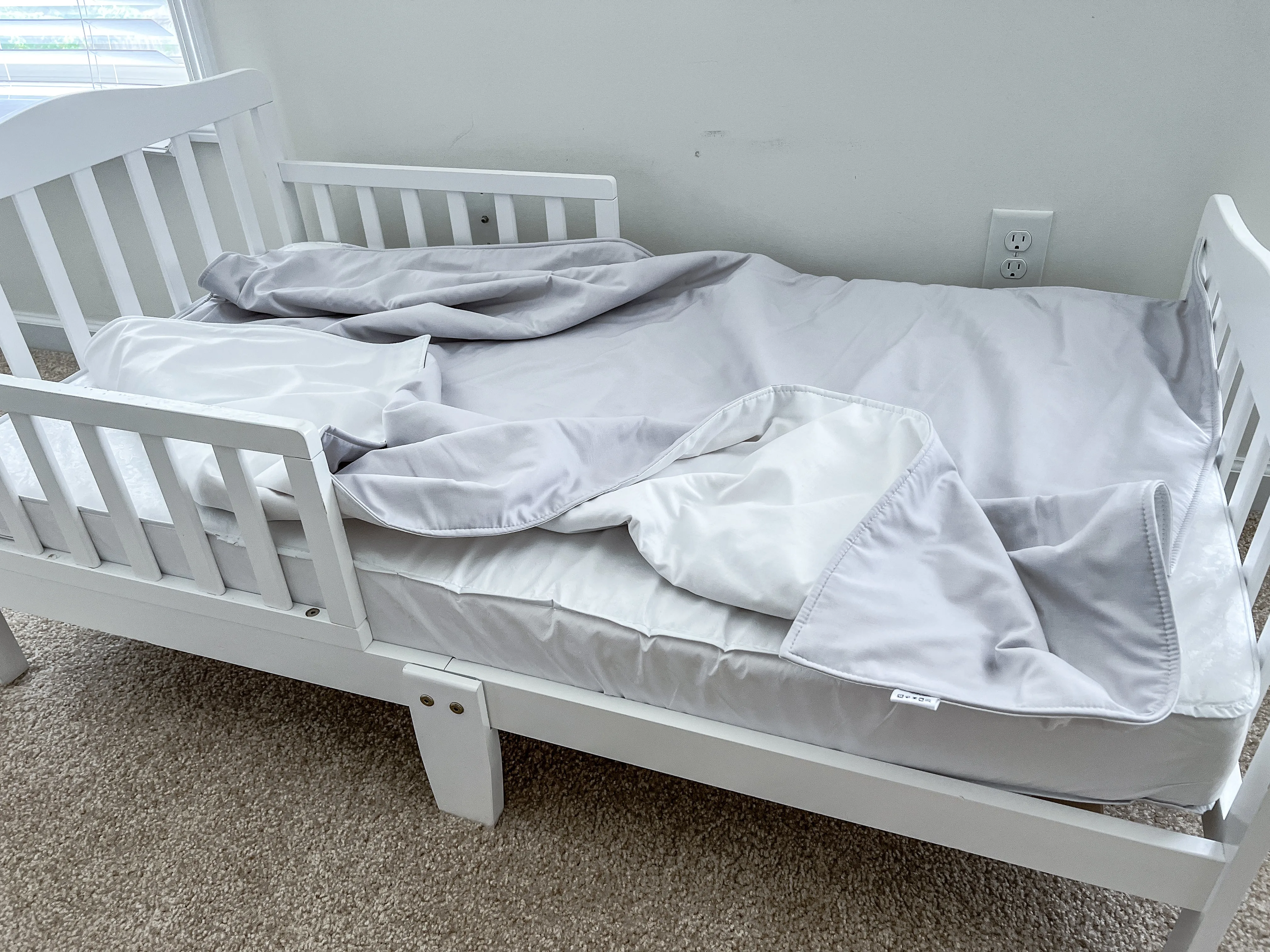 White and Light Gray Toddler Crib Bedding Set