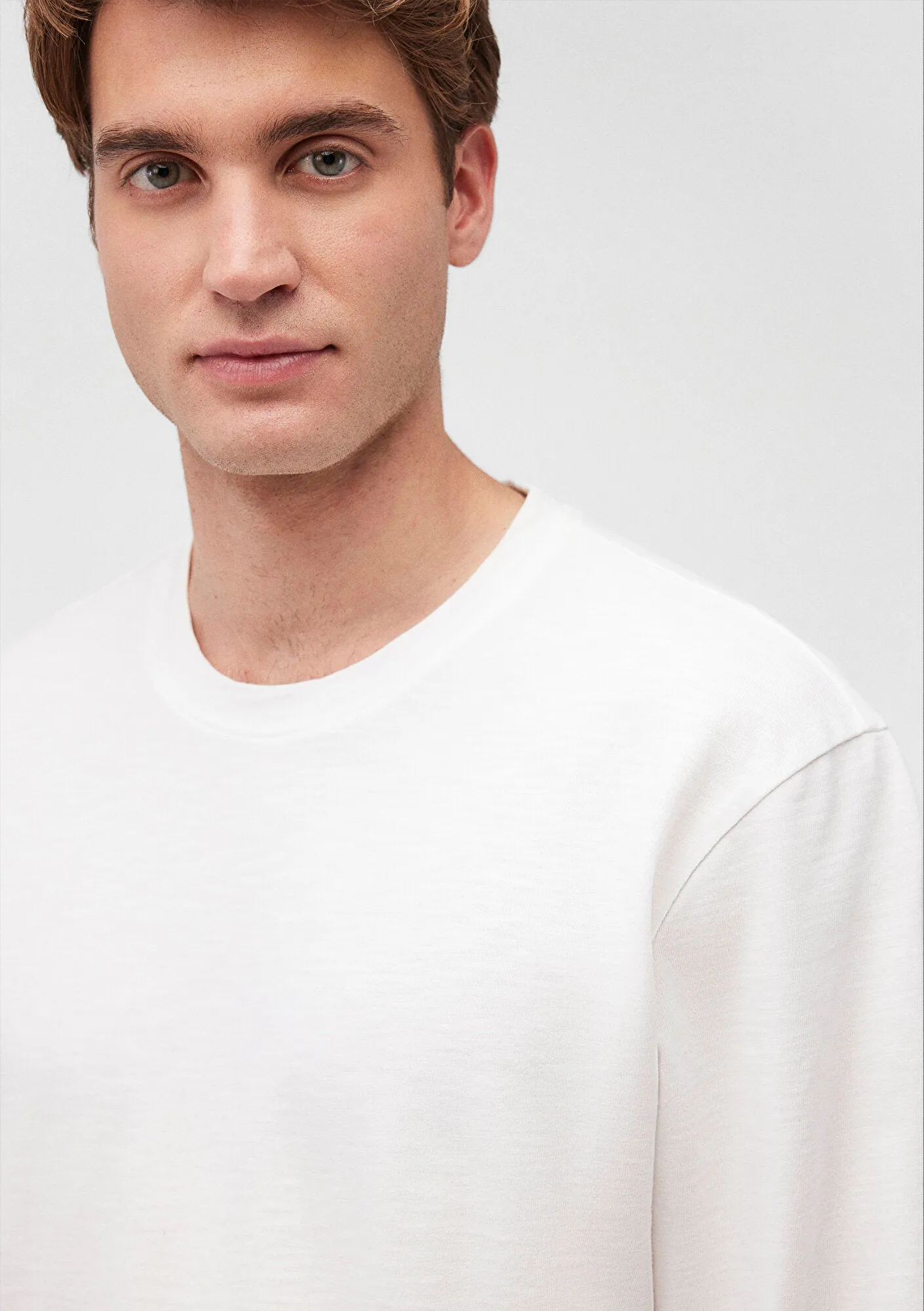 White Long Sleeve Basic T-Shirt