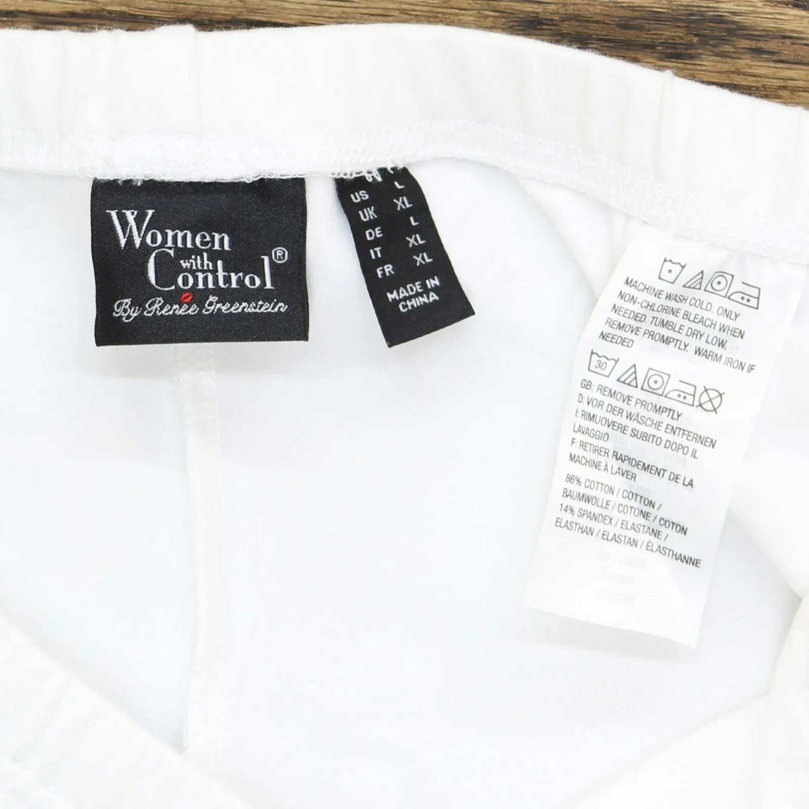 Women with Control Control 's Stretch Knit Pedal Pusher Pants White Large